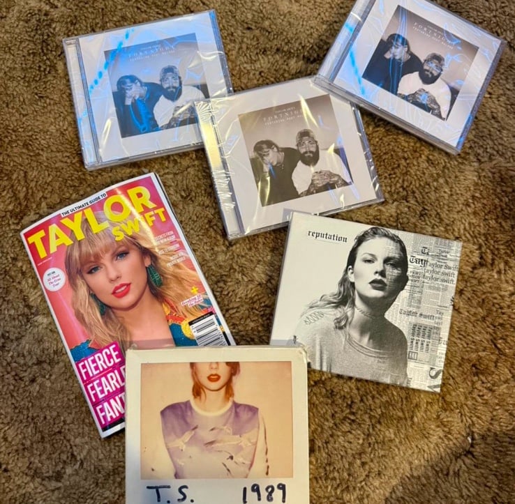 3 fortnight CDs, Rep CD, magazine & 1989 CD