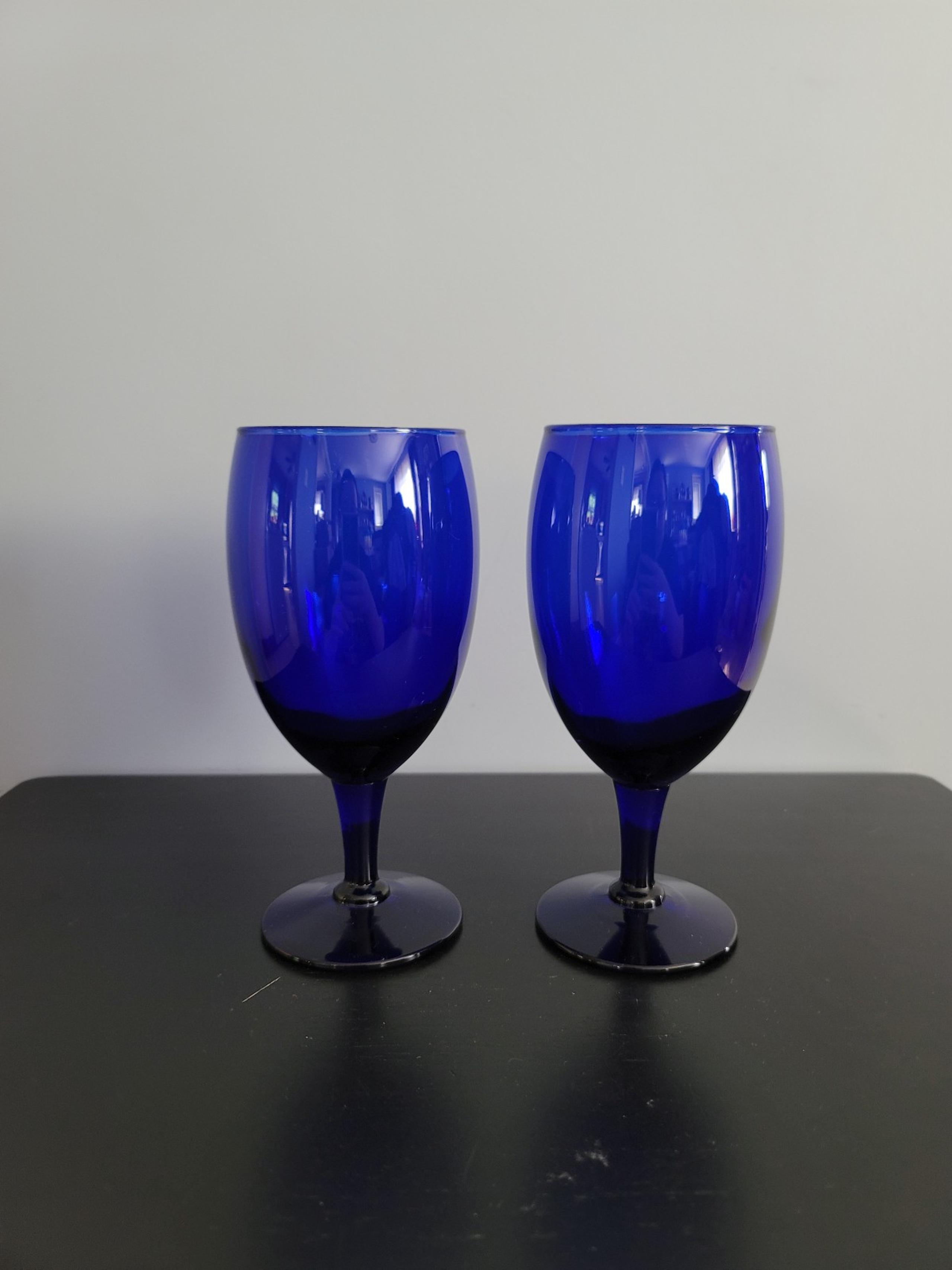 Set of 2 Vintage Cobalt Blue Water Goblet Glasses