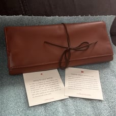 Jewelry roll case