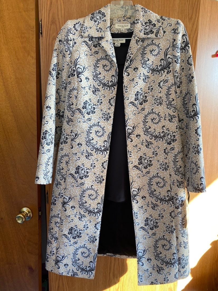 Amanda Smith suits coat set size 6