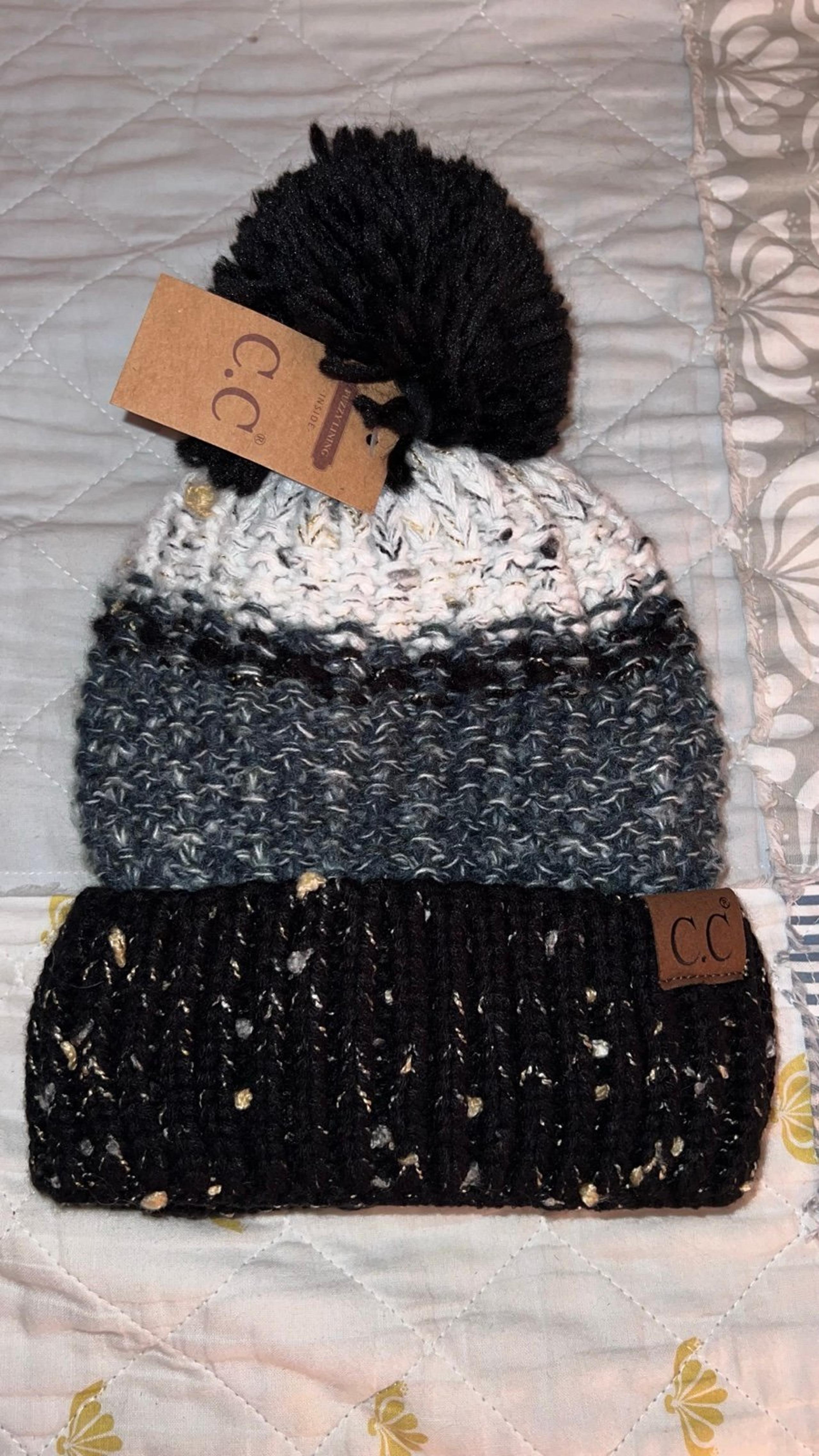 Women’s Lined Flecked Multi Color C.C. Pom Beanie