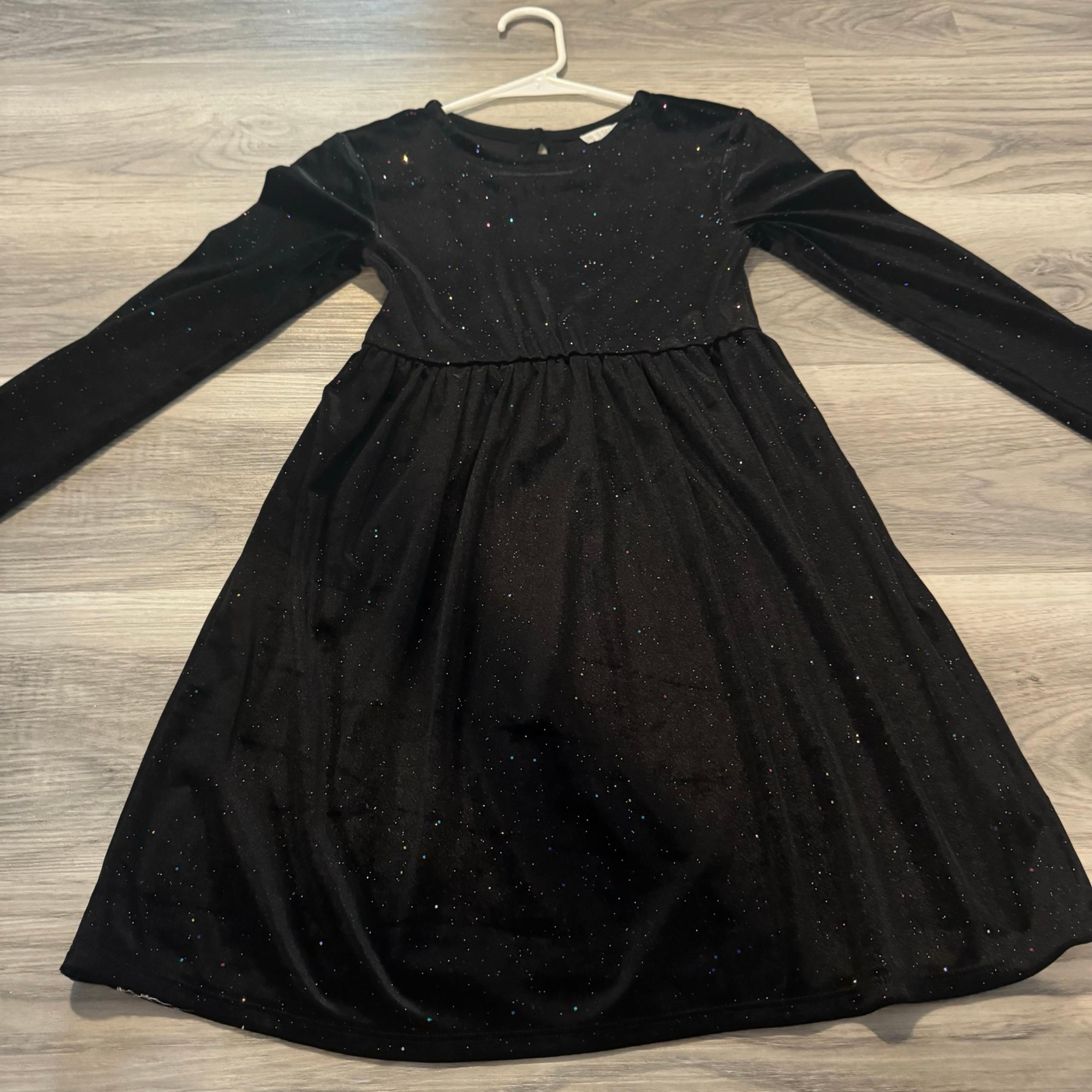 Falls Creek M(7/8) Velour Black Sparkle Long Sleeve Dress