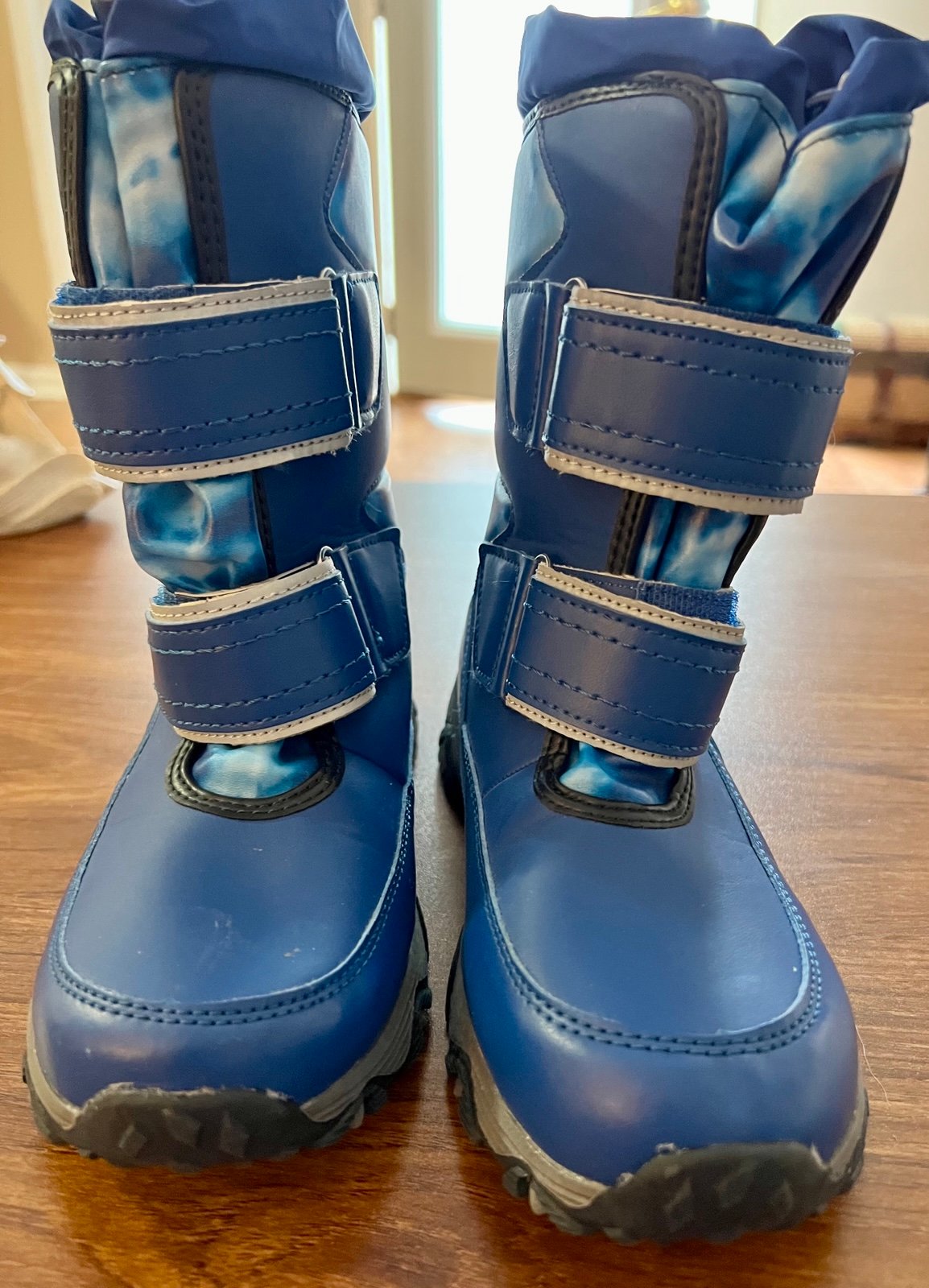 Lands end boots size 3 like new no box