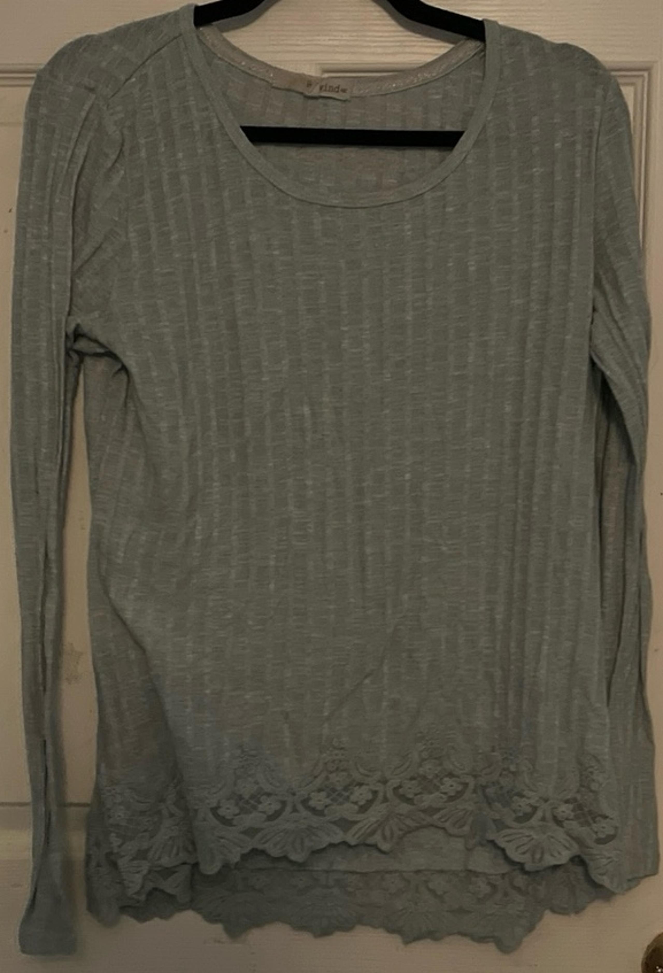 Long sleeve top