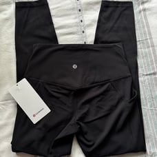 Lululemon Align with pockets