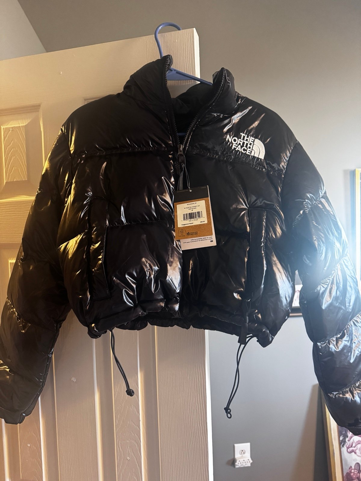 The North Face 700 Nuptse Short Shiny Women’s puffer jacket