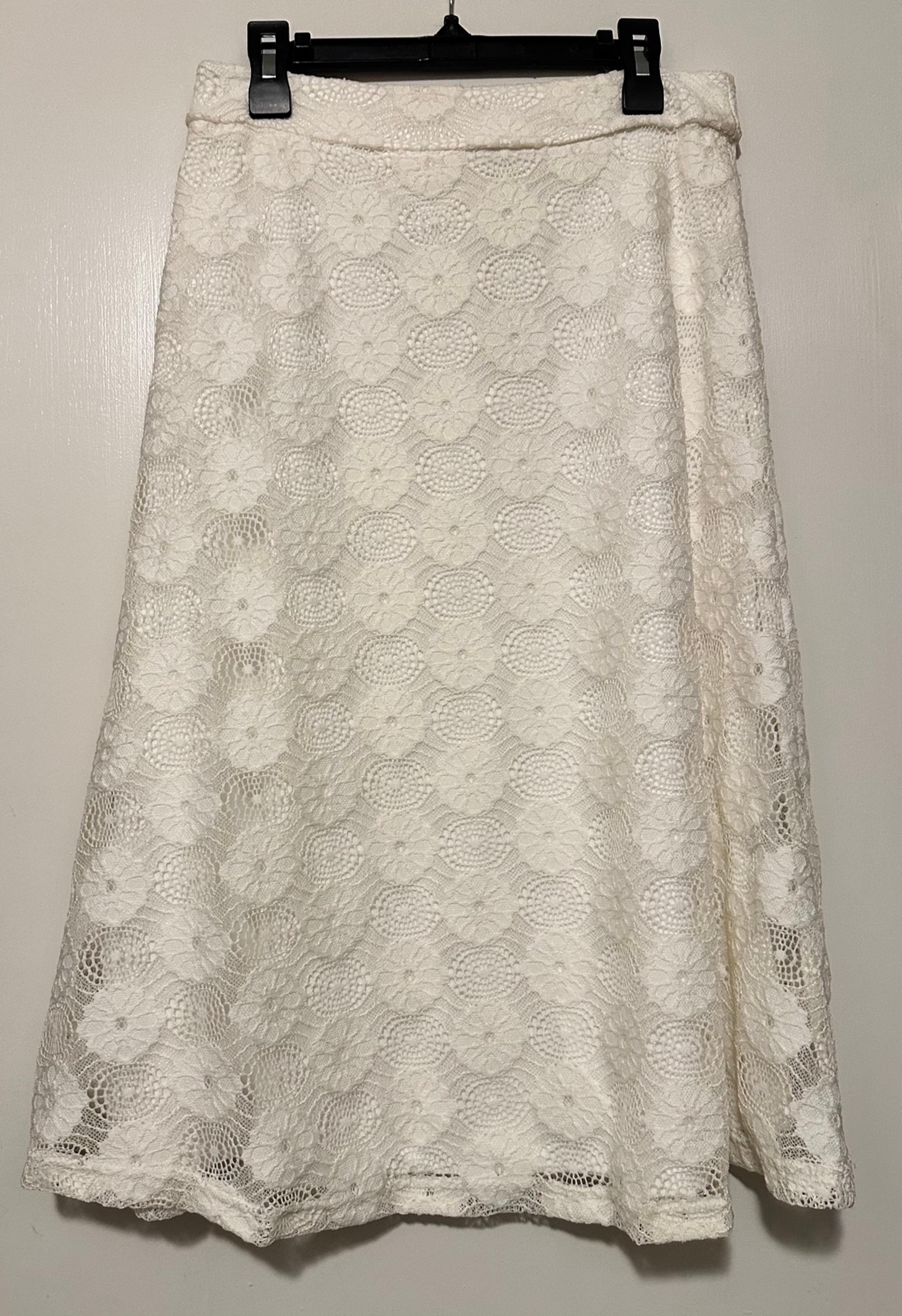 GB lace knee length skirt white size S