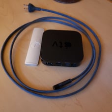 Apple TV (2rd Generation) HD Media Strea