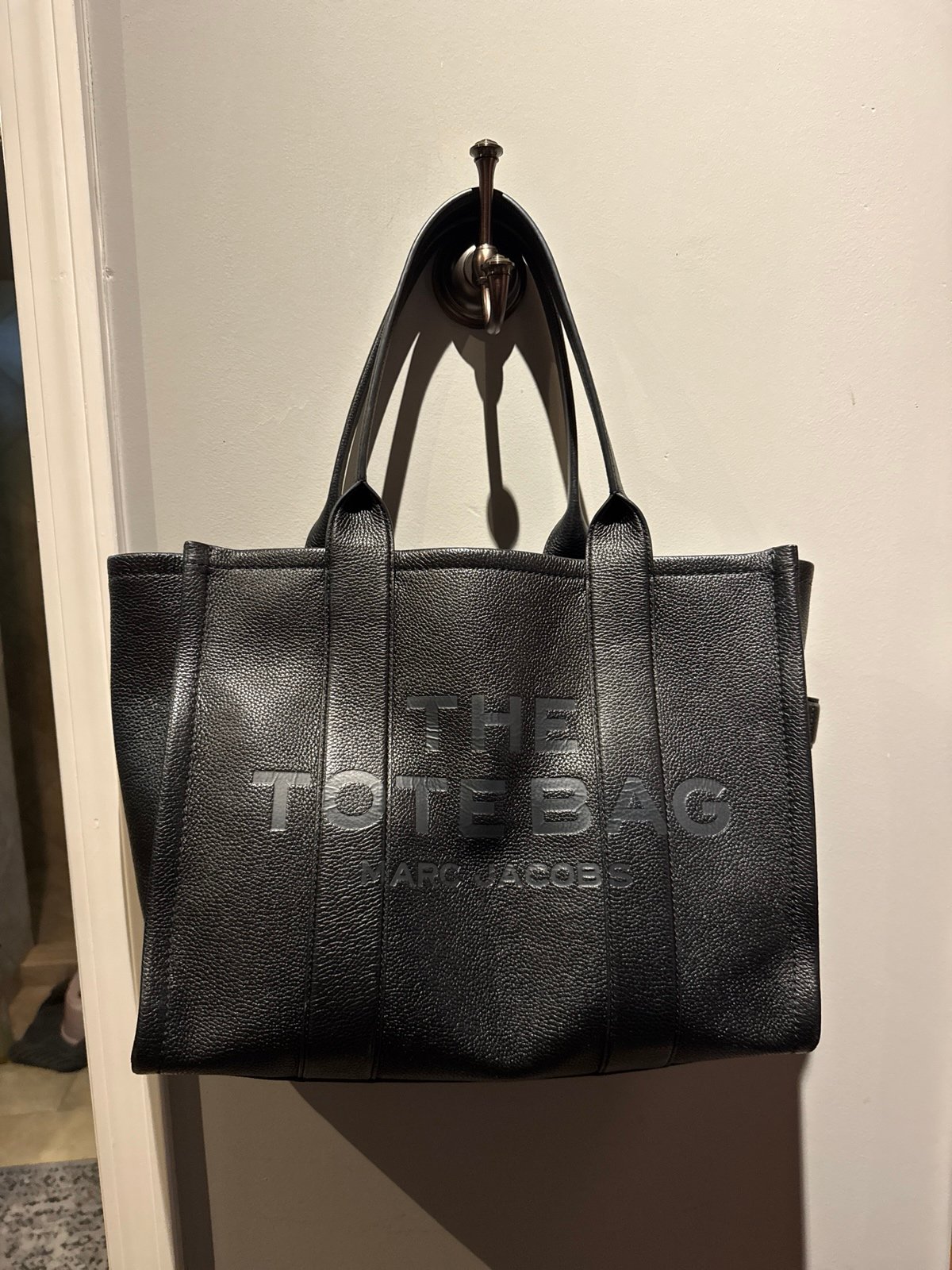 Marc Jacob’s Leather Tote XL