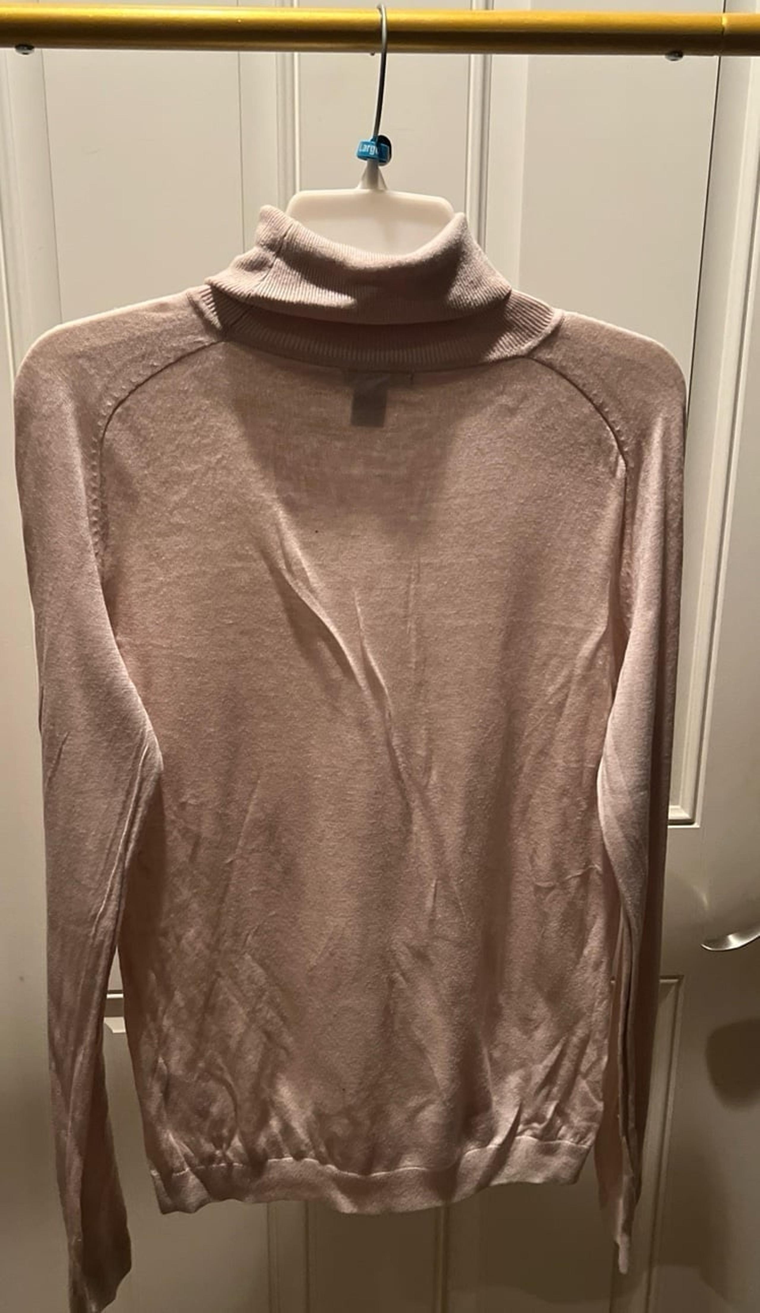 H&M Nude Long-Sleeved Turtleneck Sweater