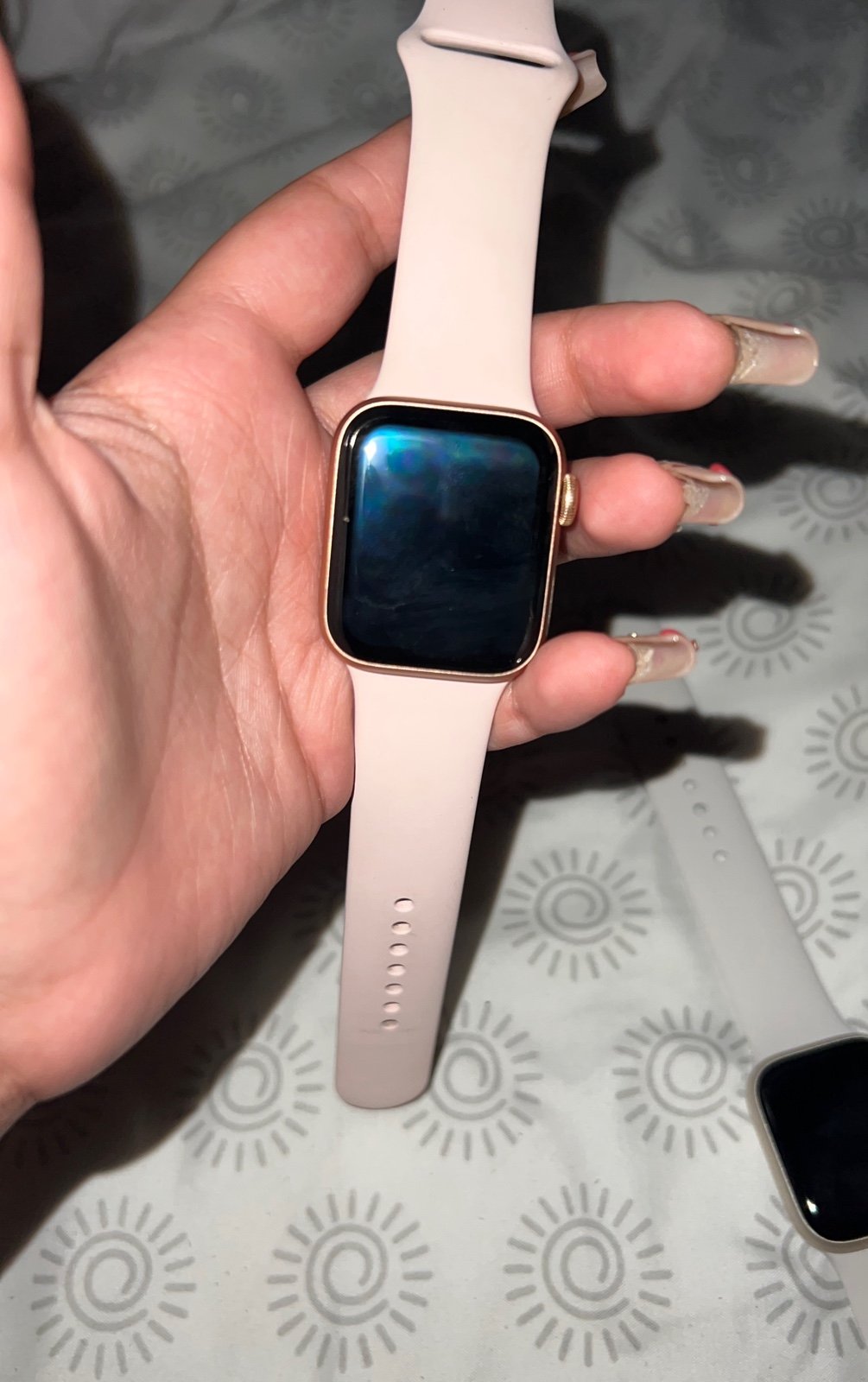 Apple watch se 40mm UNLOCKED WITH CHARGER NO BOX