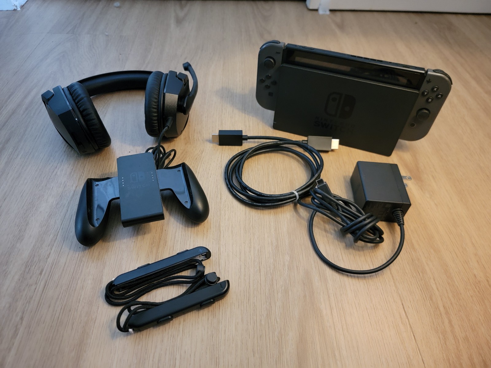 Nintendo Switch Bundle TESTED (400GB Micro SD Card, Gaming Headset, Accessories)