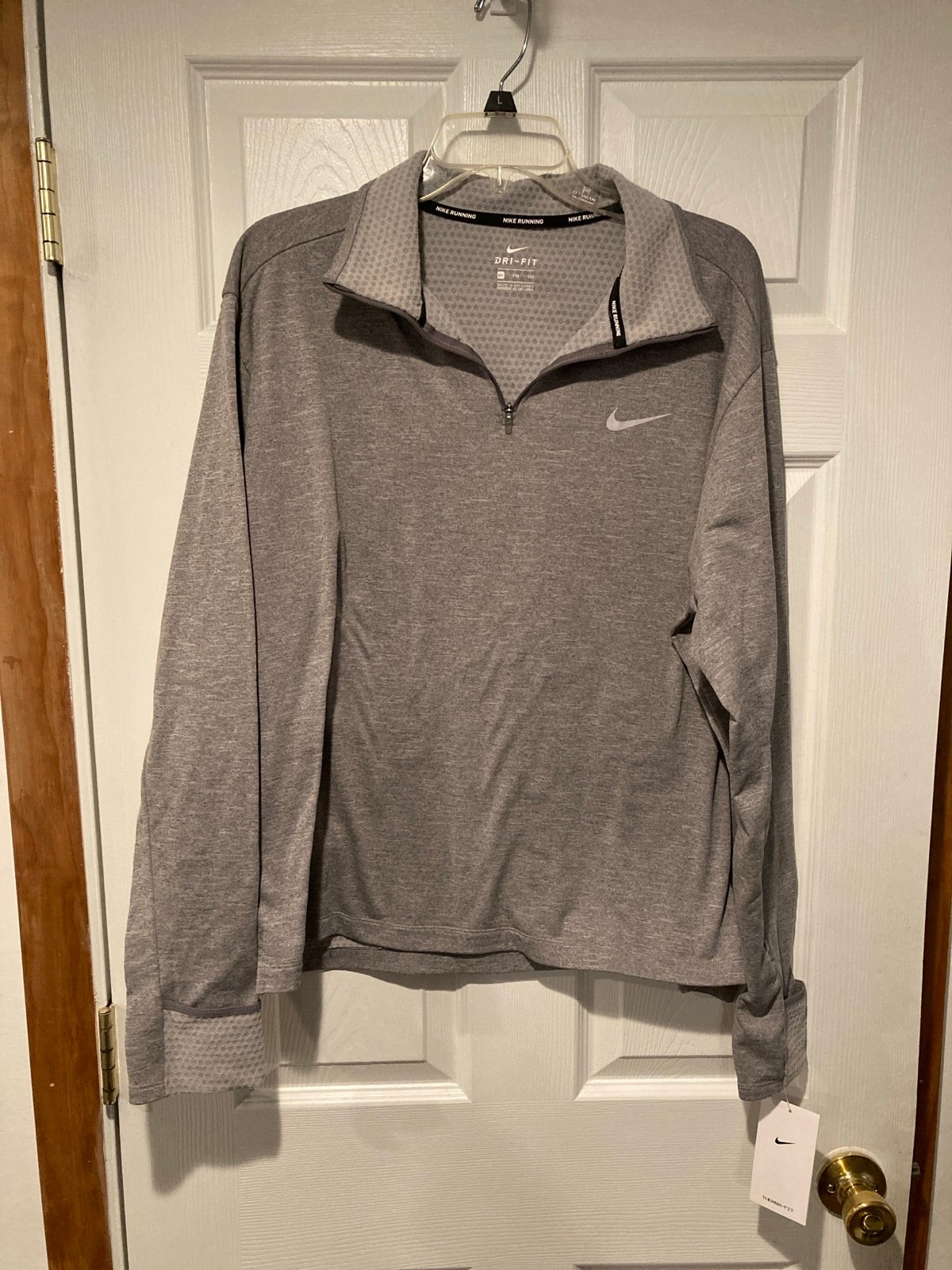 Nike Running pullover Woman’s XXL. NWT