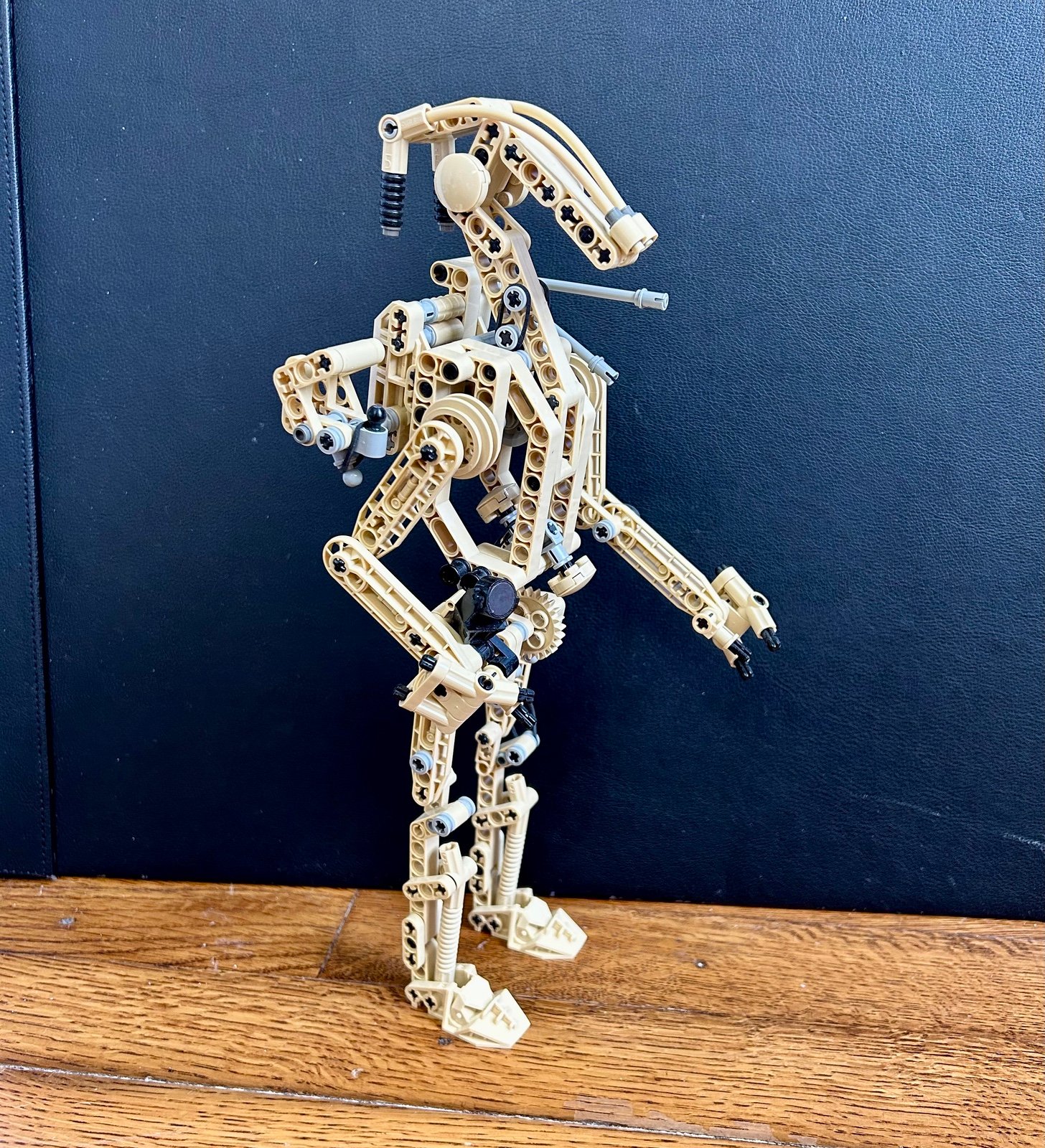 2000 LEGO Star Wars Battle Droid 8001 11”