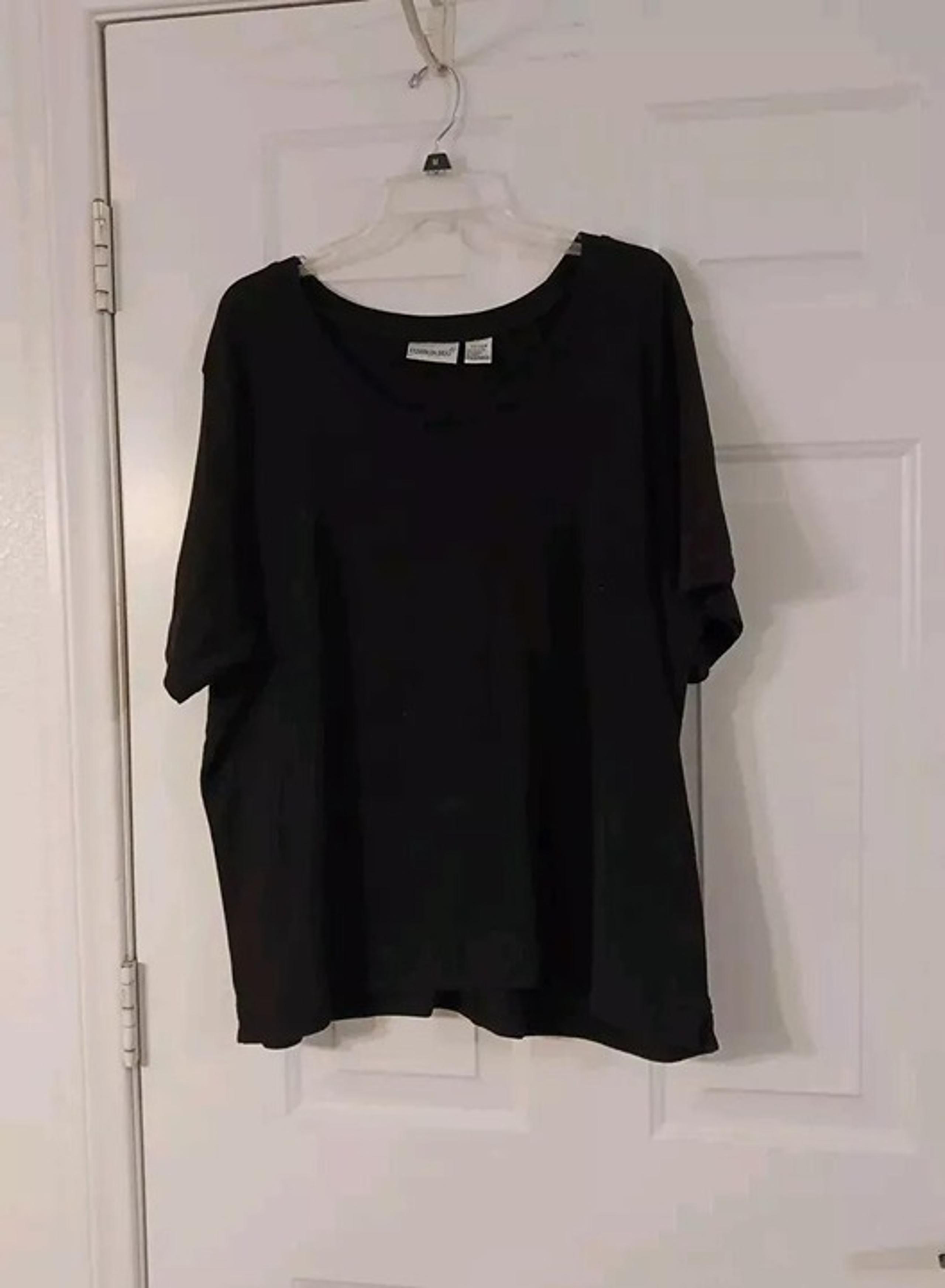 Fashion Bug Women's Plus Size 26/28W Short Sleeve Top