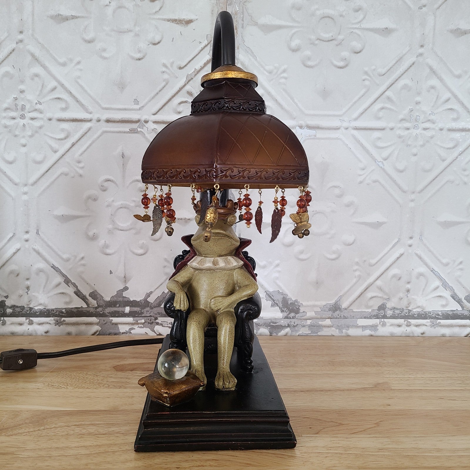 Frog King Fairytale Desk shops Table Lamp Whimsical Accent