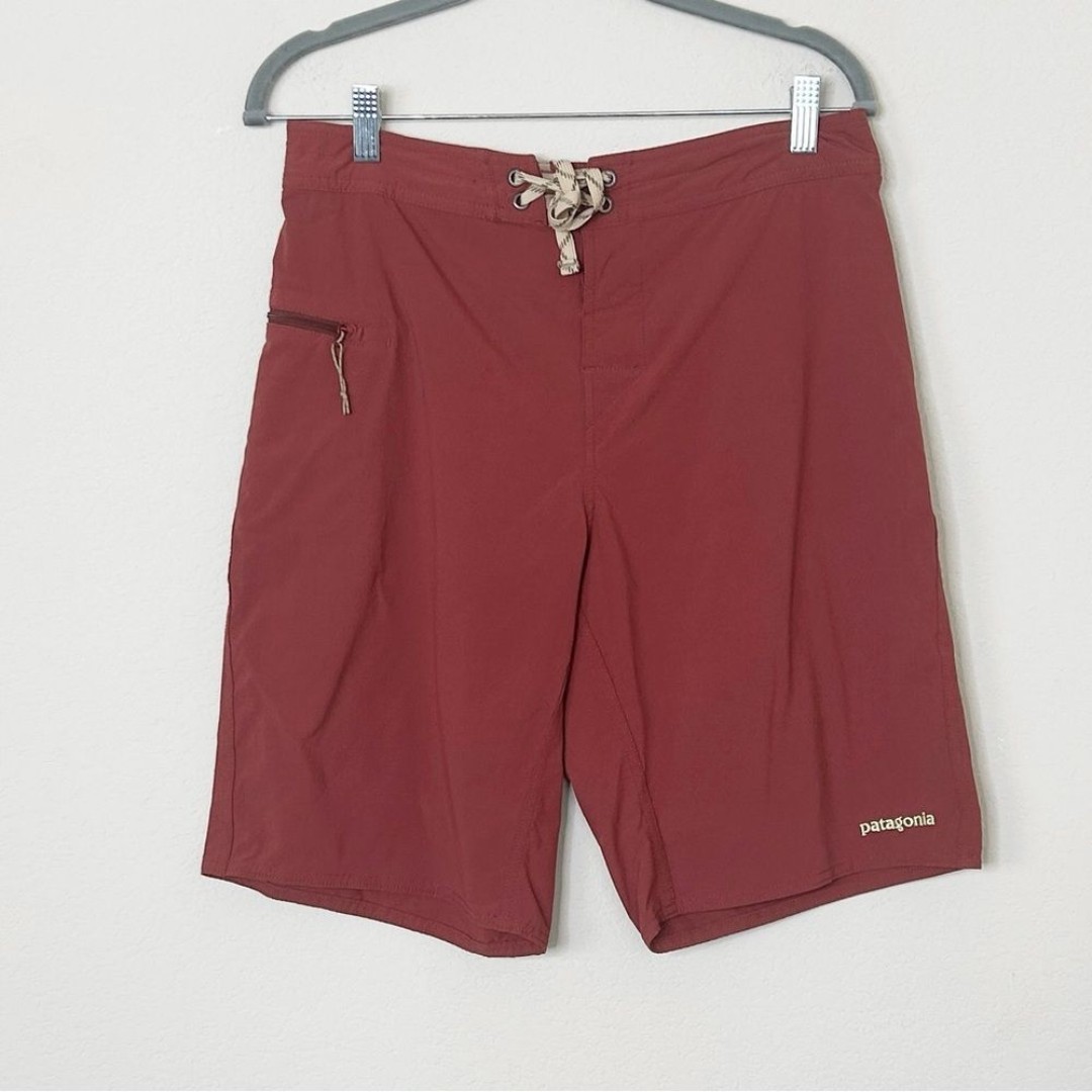 Patagonia Men’s Board Shorts Size 30
