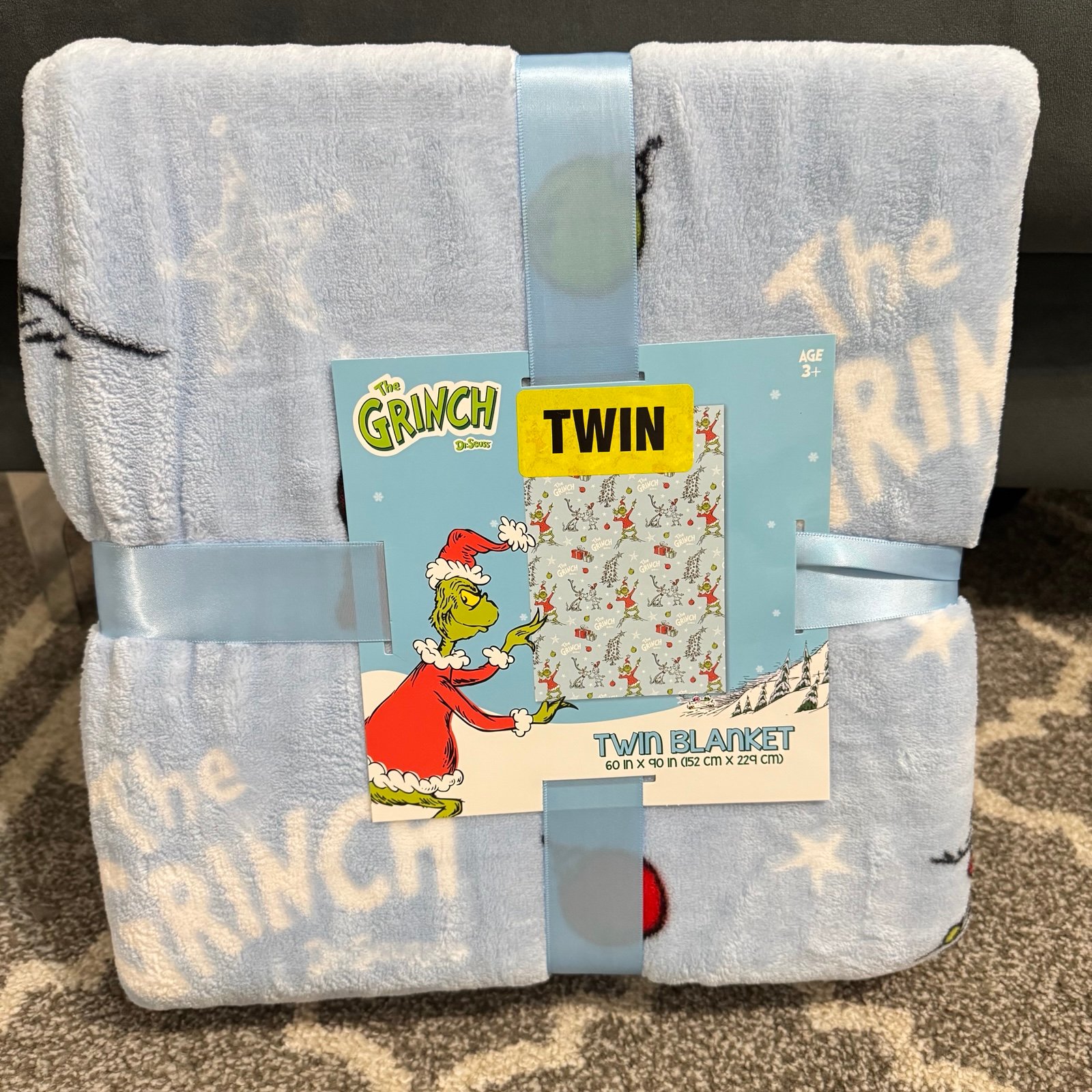 Grinch Christmas Blanket Twin Baby Blue Plush Throw Grinch Stole Christmas New