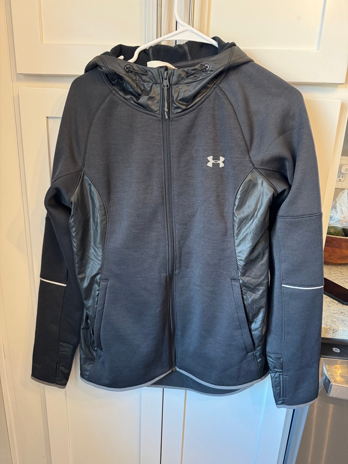 Under Armour all weather run jacket M Gently Used