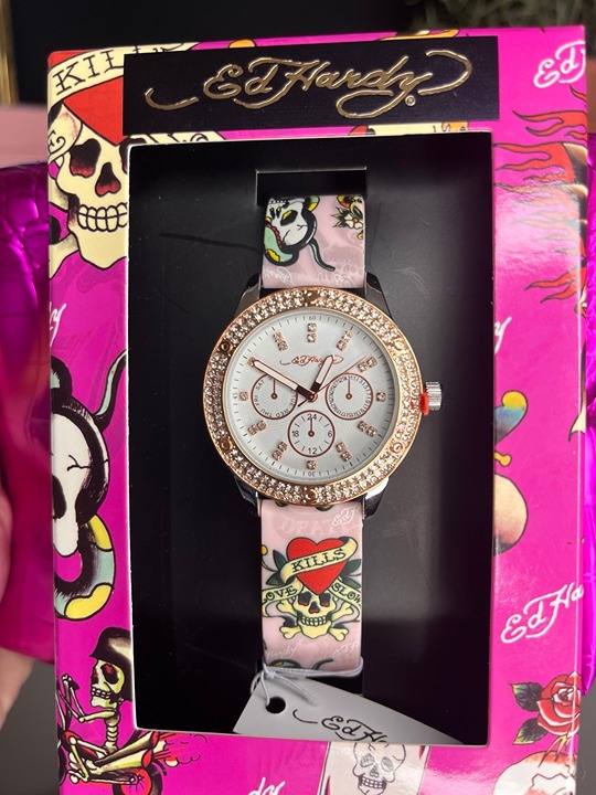 Ed Hardy 2 Piece Gift SET BLING WATCH & COSMETICS BAG Y2K PINK LOVE KILLS SLOWLY