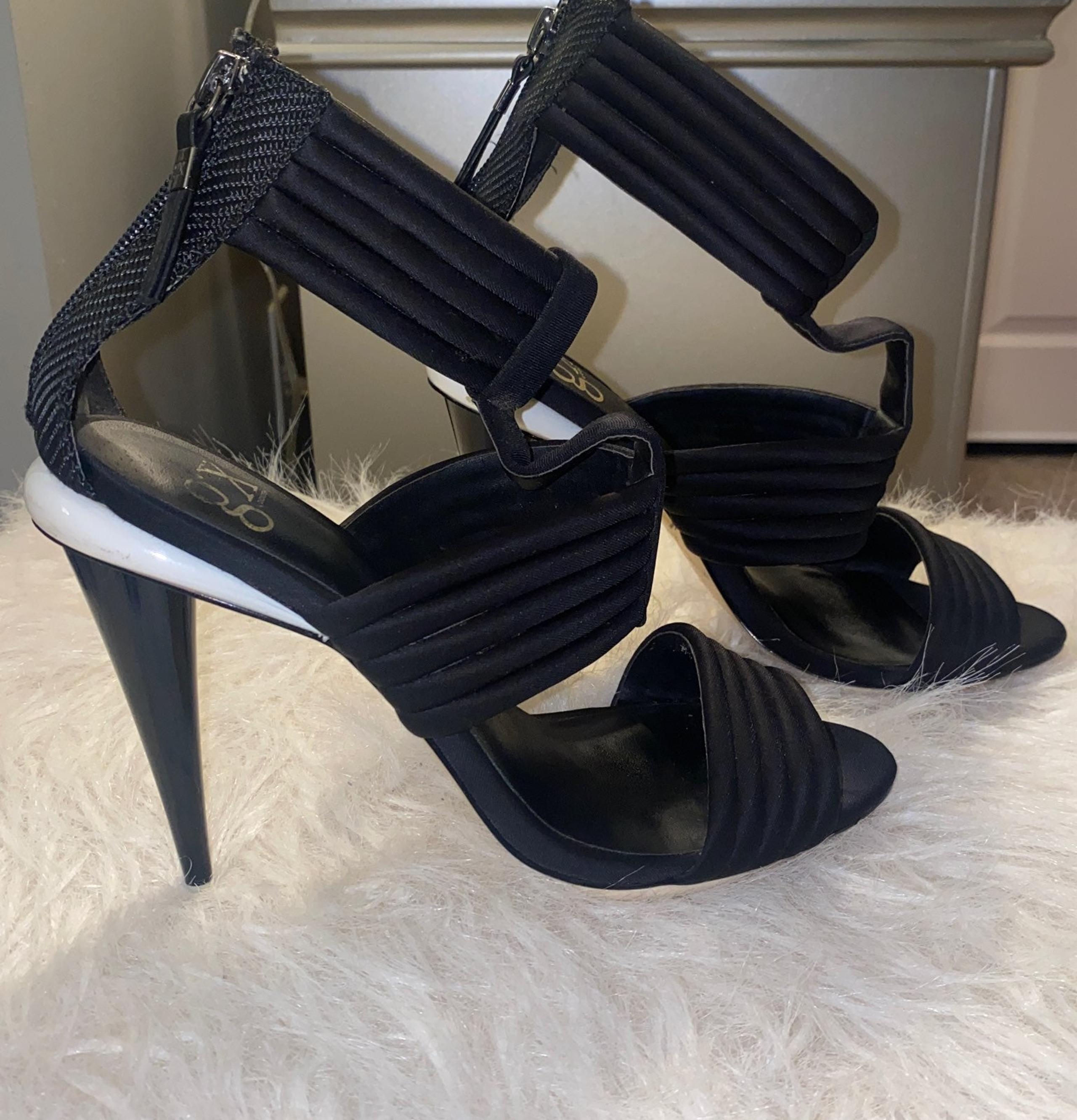 GX by Gwen Stefani black/white strappy heels