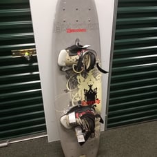 Descendent Wakeboard w/ Hyperlite bindings