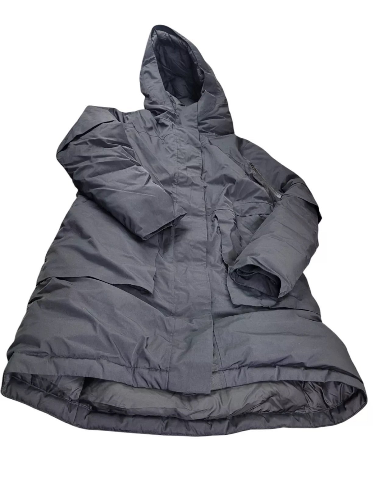 Lululemon Winter Warrior Coat. Worn very lightly. Excellent preowned condition.