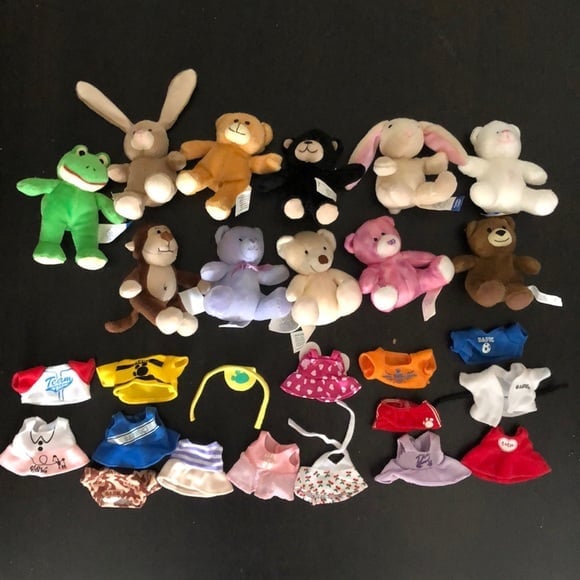 Vintage 2006 Mini Build-a-bears Set