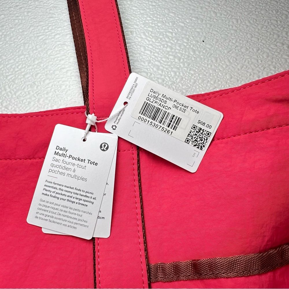 NWT Lululemon Daily Multi-Pocket Tote Glaze Pink/Ancient Copper Pipping One Size - detail