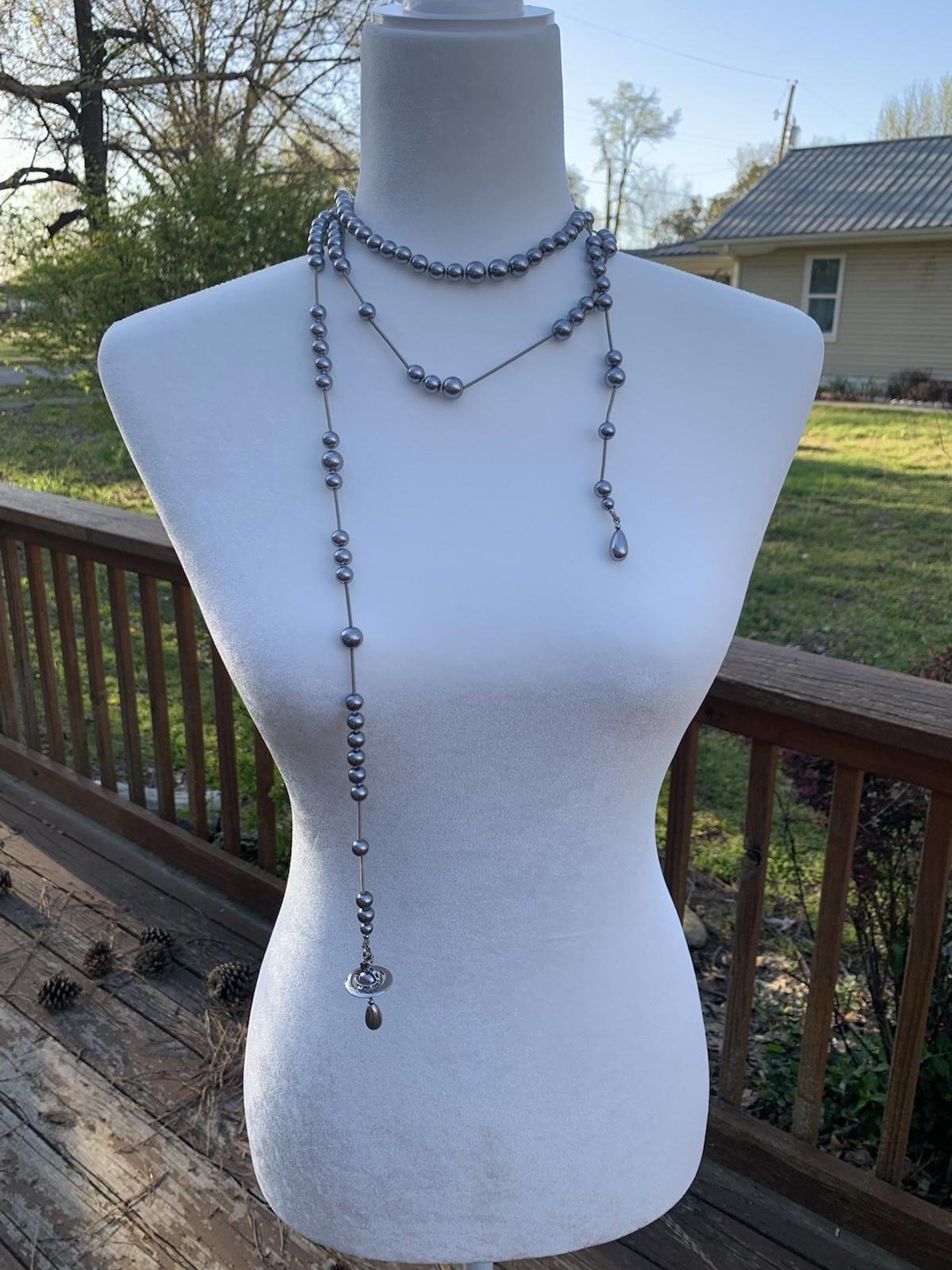 Vivienne Westwood Broken Pearl Necklace Gray silver Choker Pendant w/drawstring