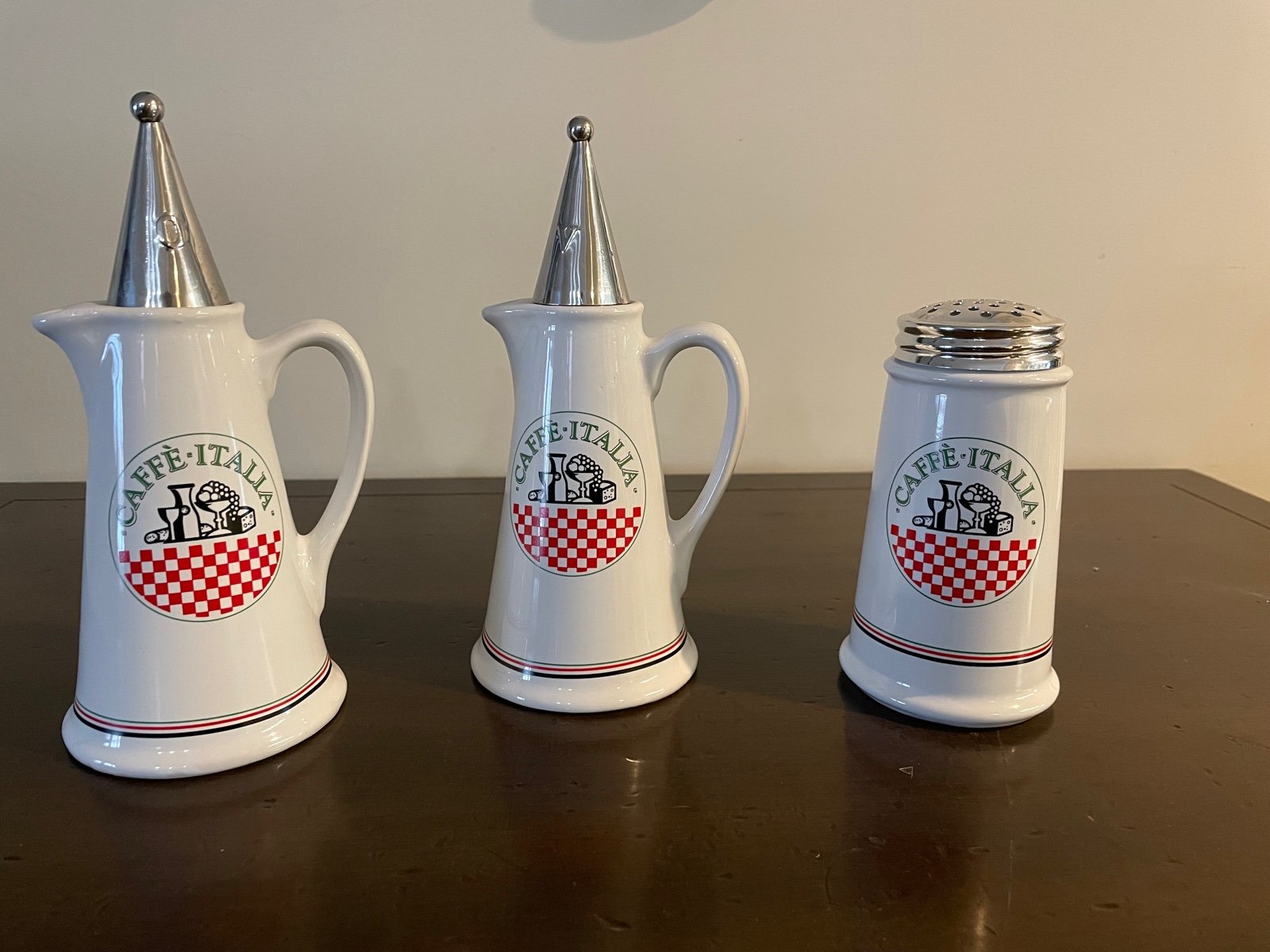 Caffe Italia cheese shaker and oil and vinegar set