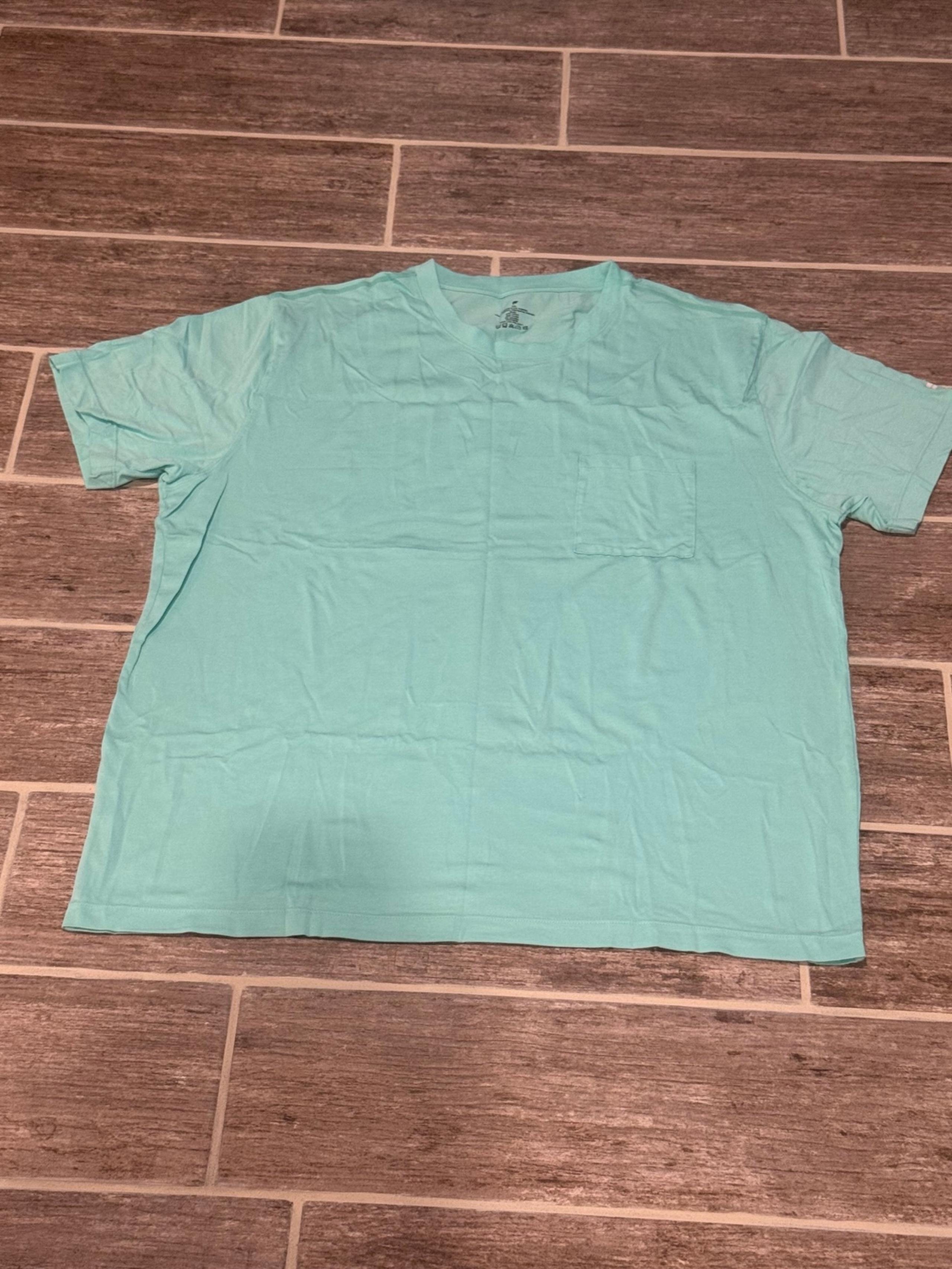 FABLETICS MENS TSHIRT TOP 24/7 FRONT POCKET BLUE