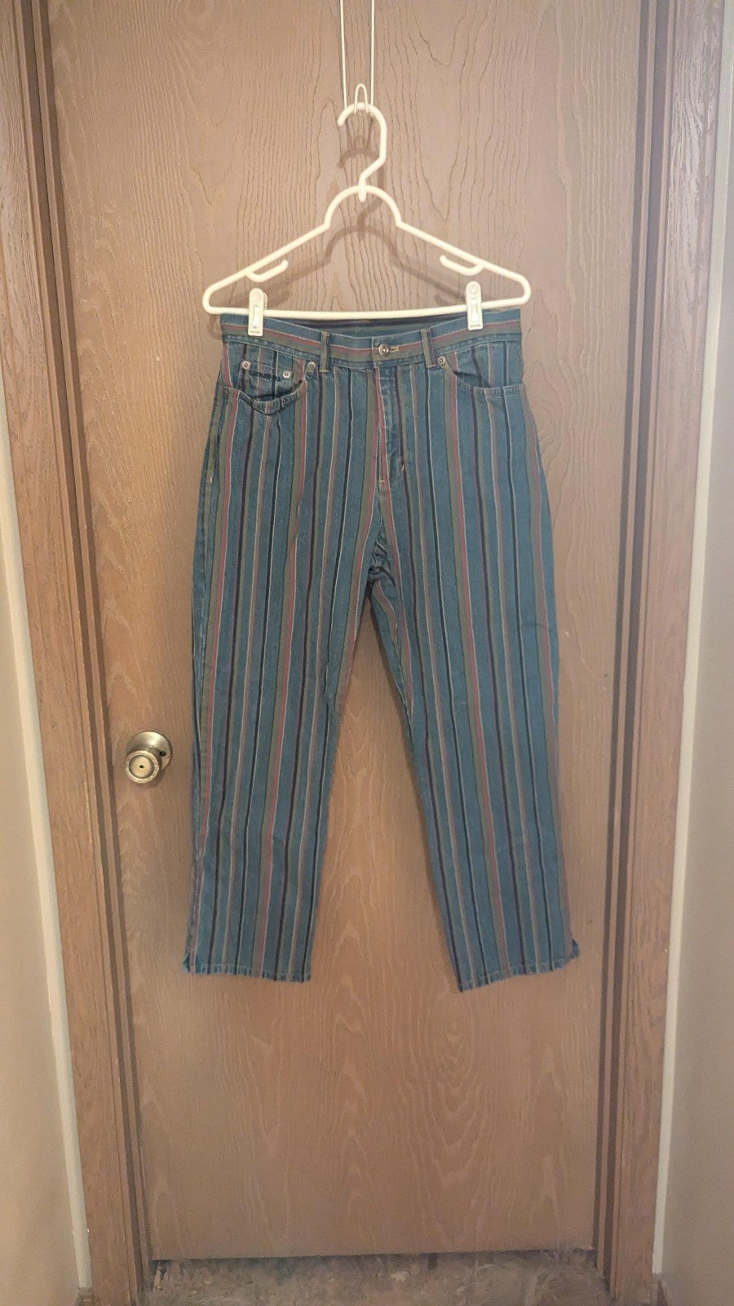 Lauren Ralph Lauren - Cropped Blue Jeans w/Stripes - Size 8