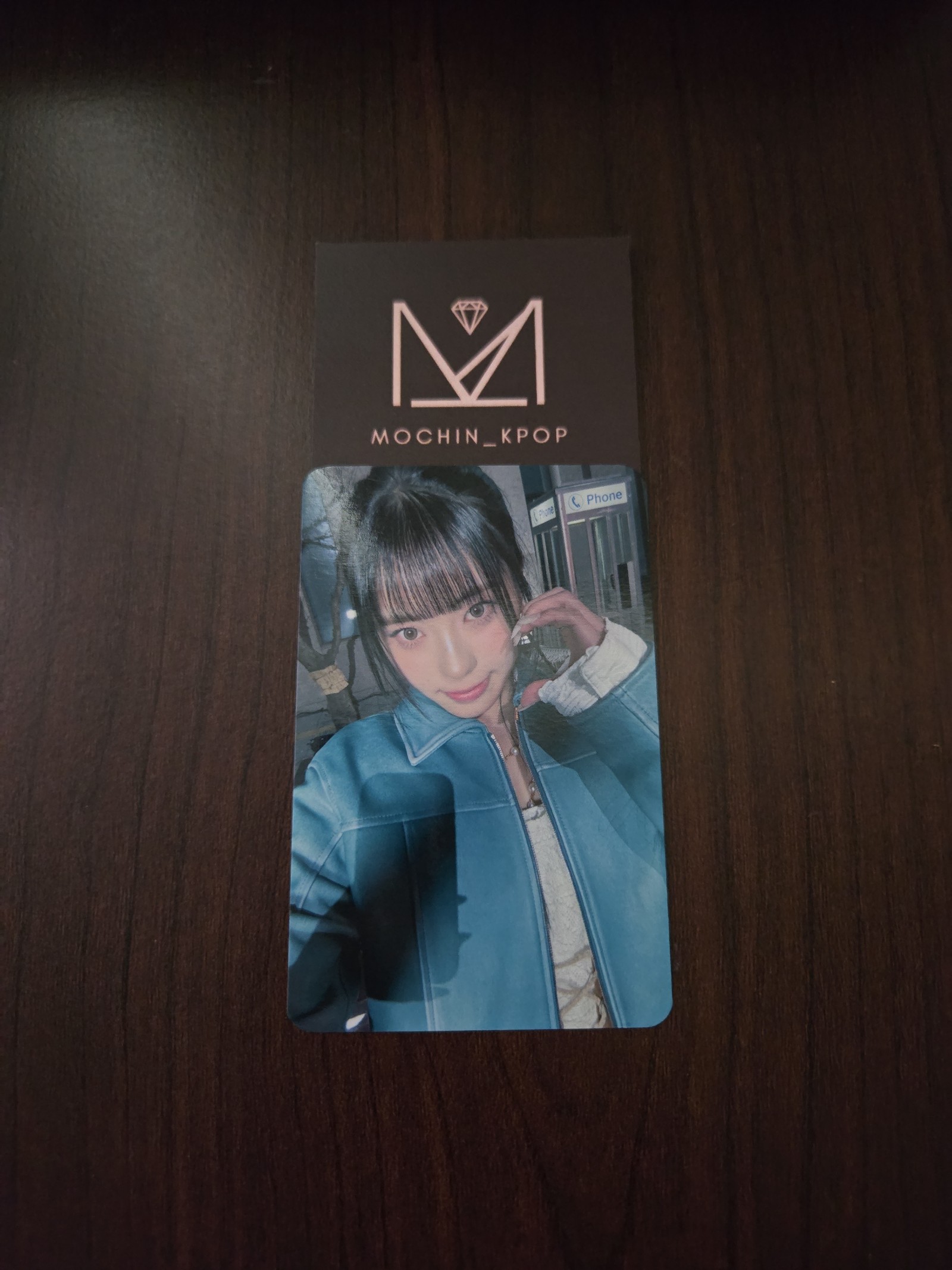 IZNA Sign Koko boardcast photocard