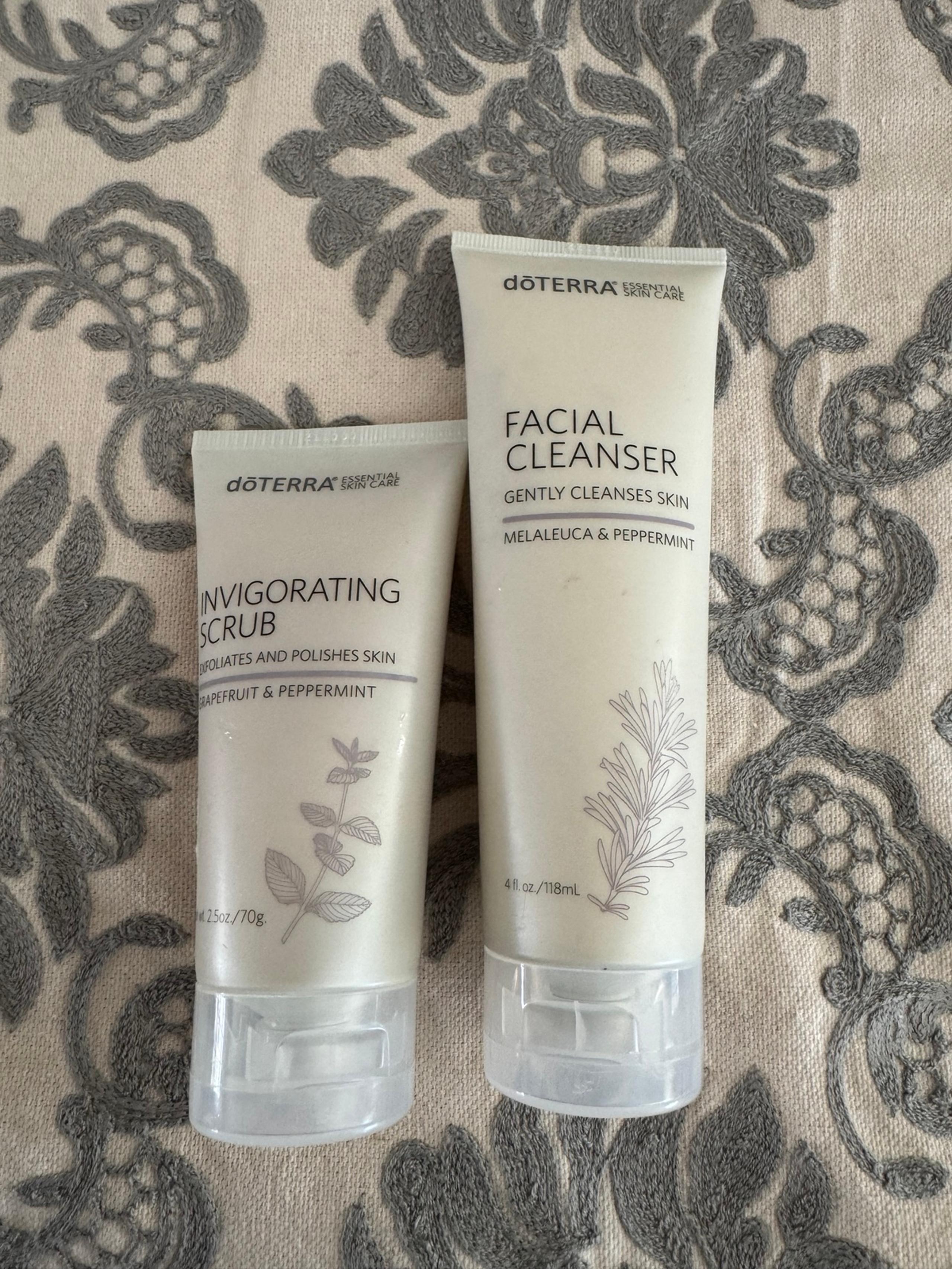doTERRA Facial Cleanser melaleuca & pepermint & invigorating facisl scrub grapef