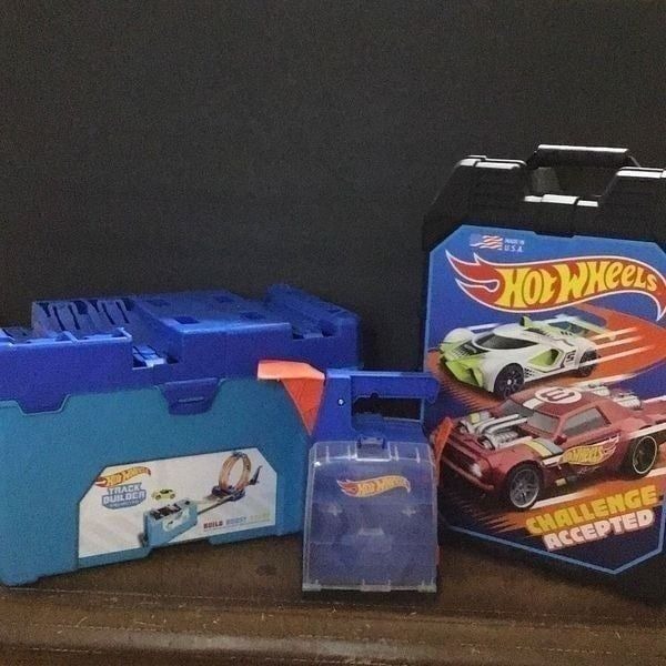Hot wheels, bundle, storage truck, builder, and starter