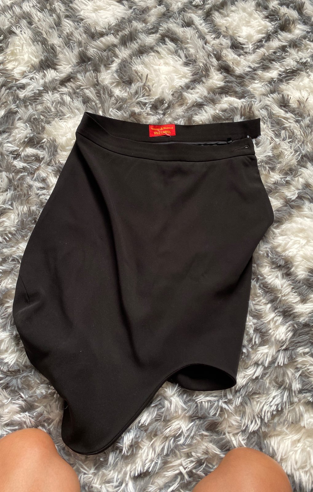 Red label black skirt