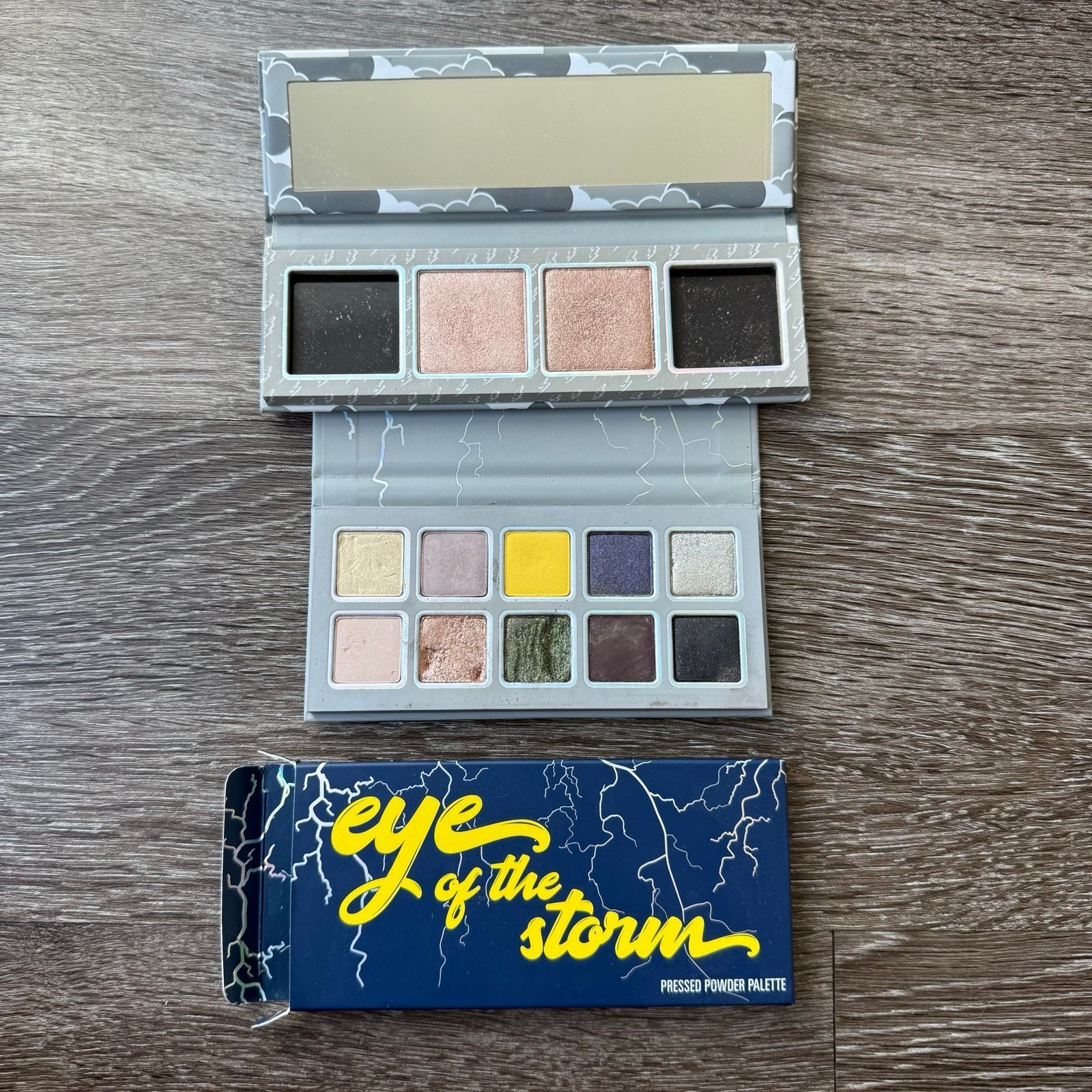 Kylie Eye of the Storm Eyeshadow Palette + Highlighter Palette