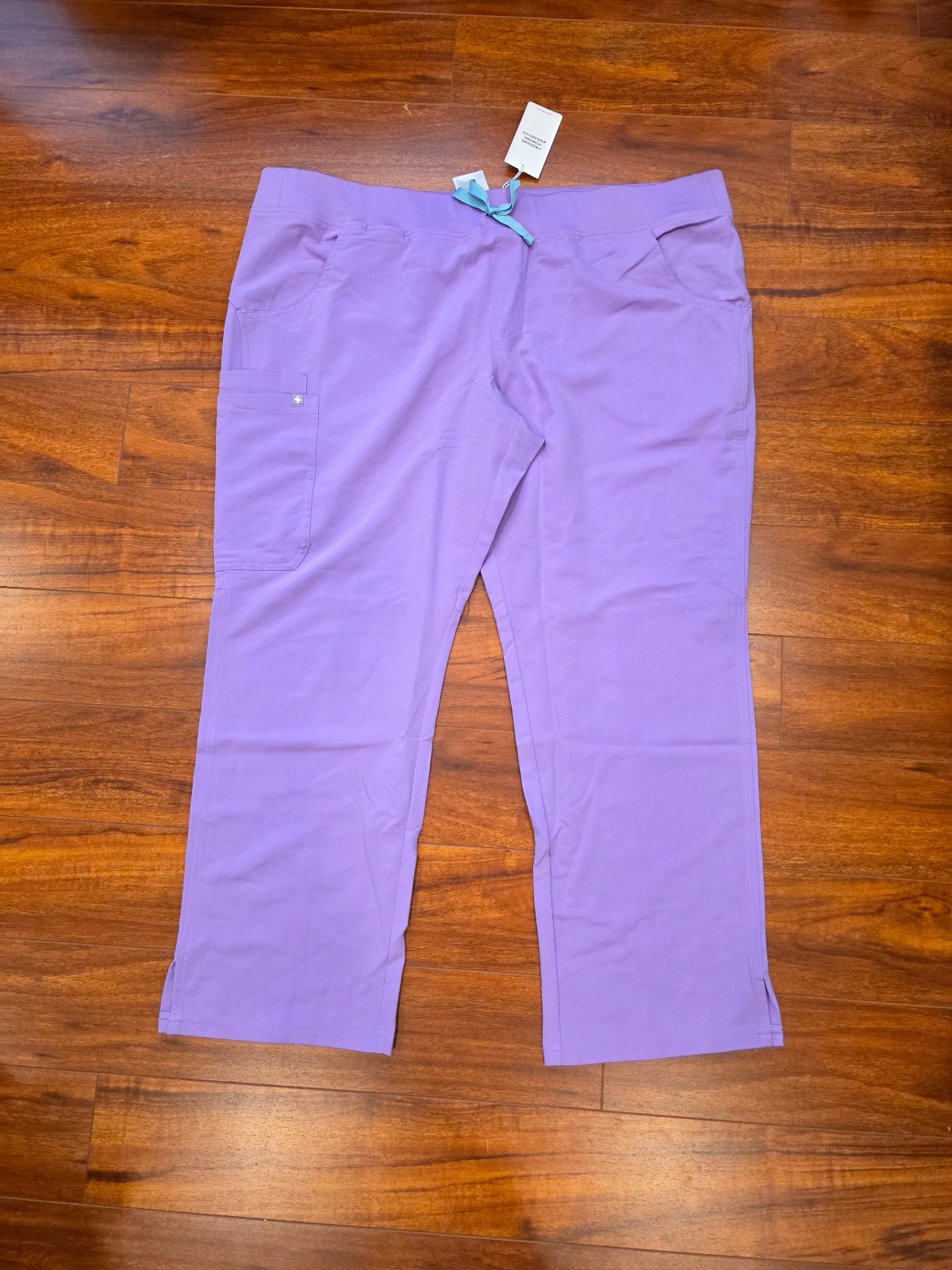 Figs Women's Kade Cargo Petite Scrub Pants Size 2XL Purple