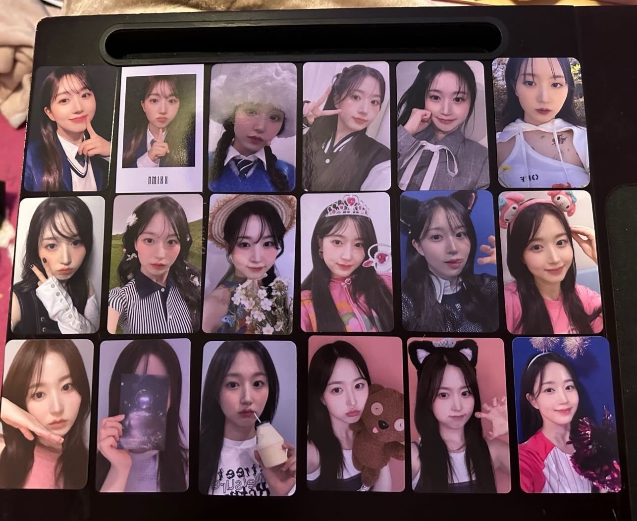 Haewon Fansign Cards