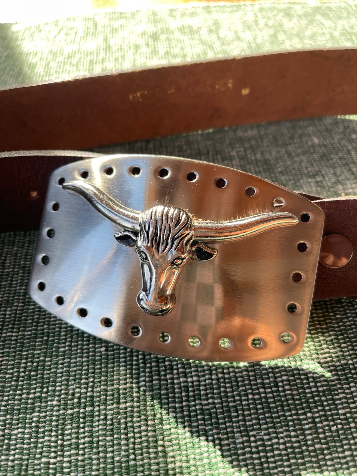 Long Horn Steer Vintage Belt Buckle Silver Tone medium size leather belt.