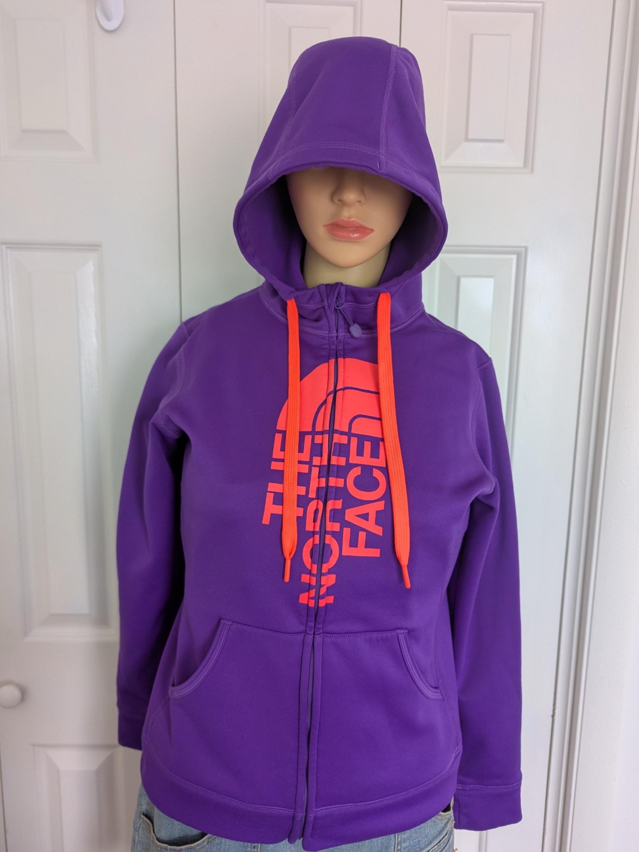The North Face Hoodie Womens Medium Fullzip Sweater Embroidered Logo Purple.