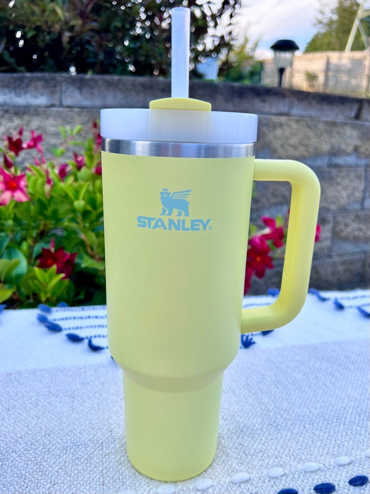 Stanley Pomelo 40 oz