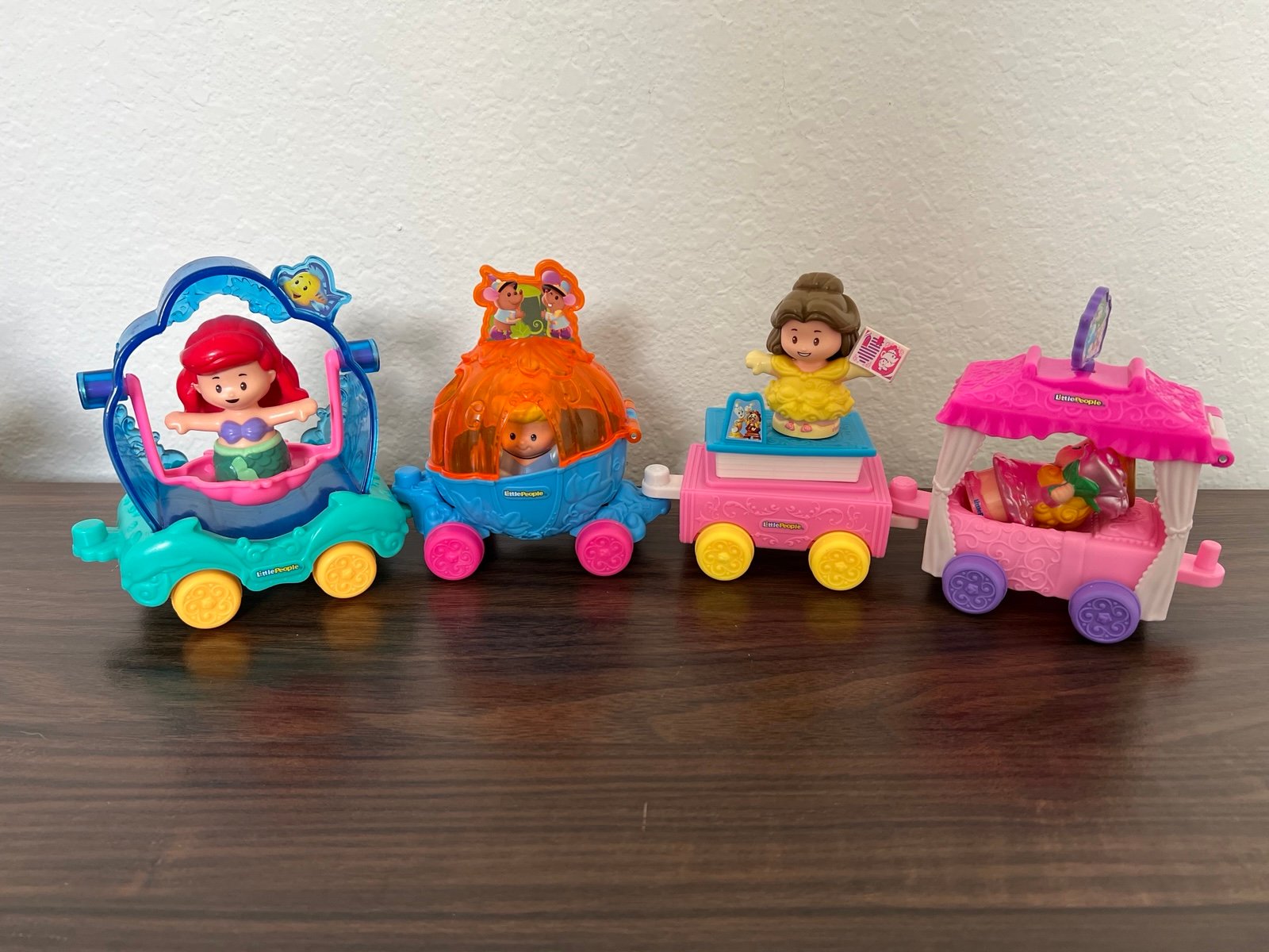 Little People Princess parade float