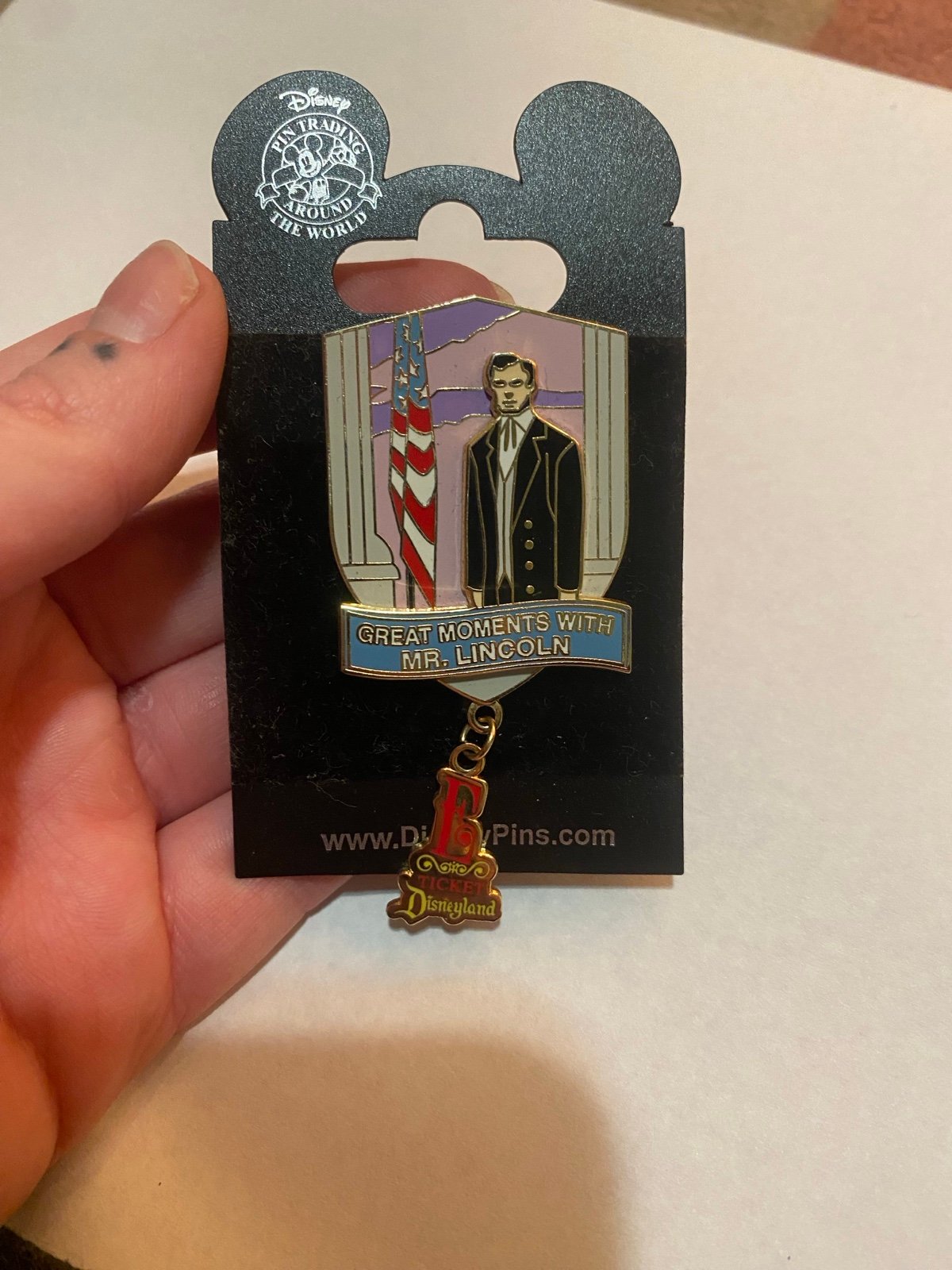 NWT LINCOLN EXPERIENCE E-TICKET DISNEY PIN