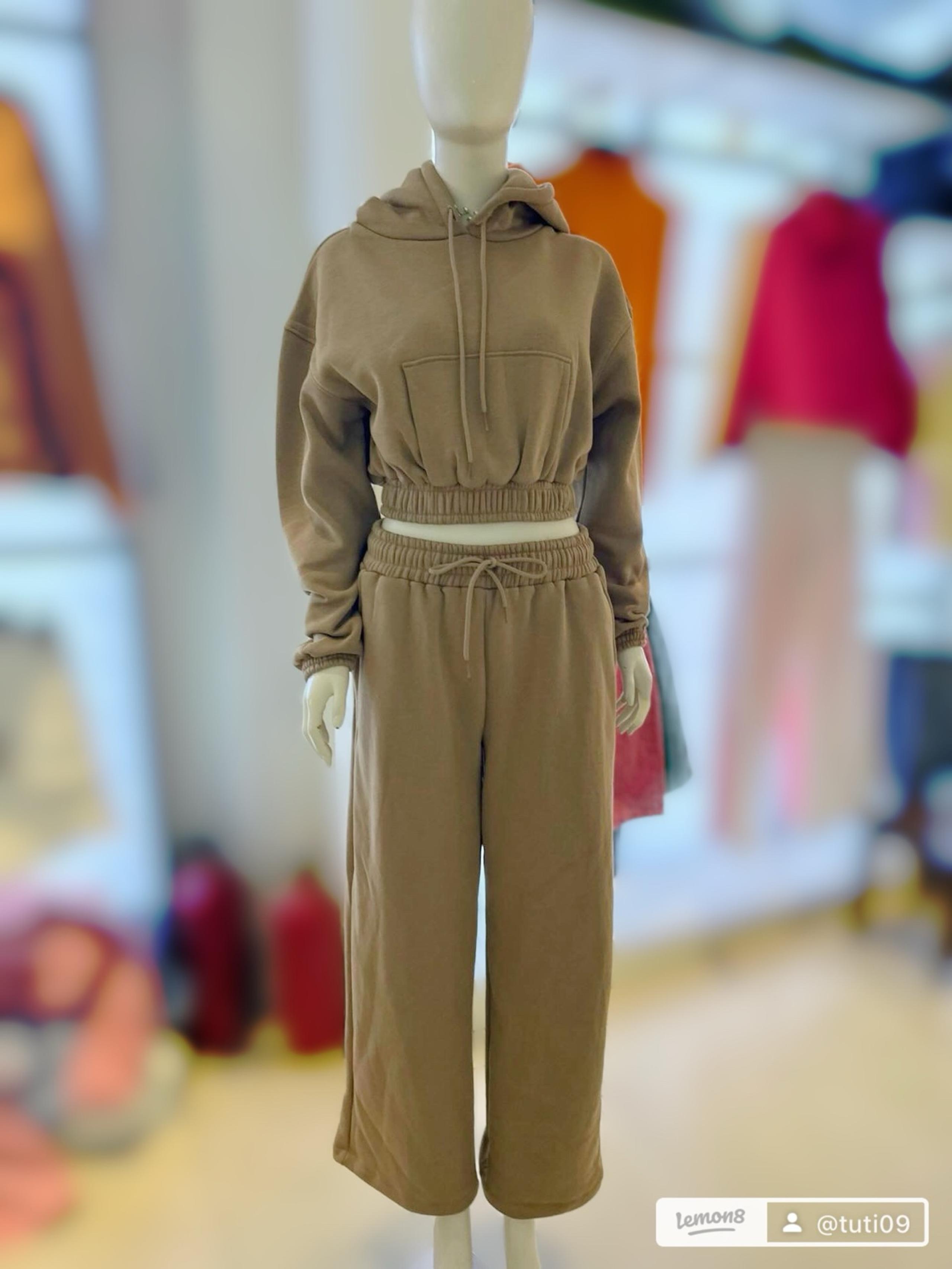 Zara long sleeve sweatsuit set with hoodie and wide legs size XS