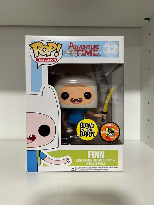 Funko Pop Finn With Sword 32 Glow in the Dark SDCC LE 1008 Piece Anime Animation