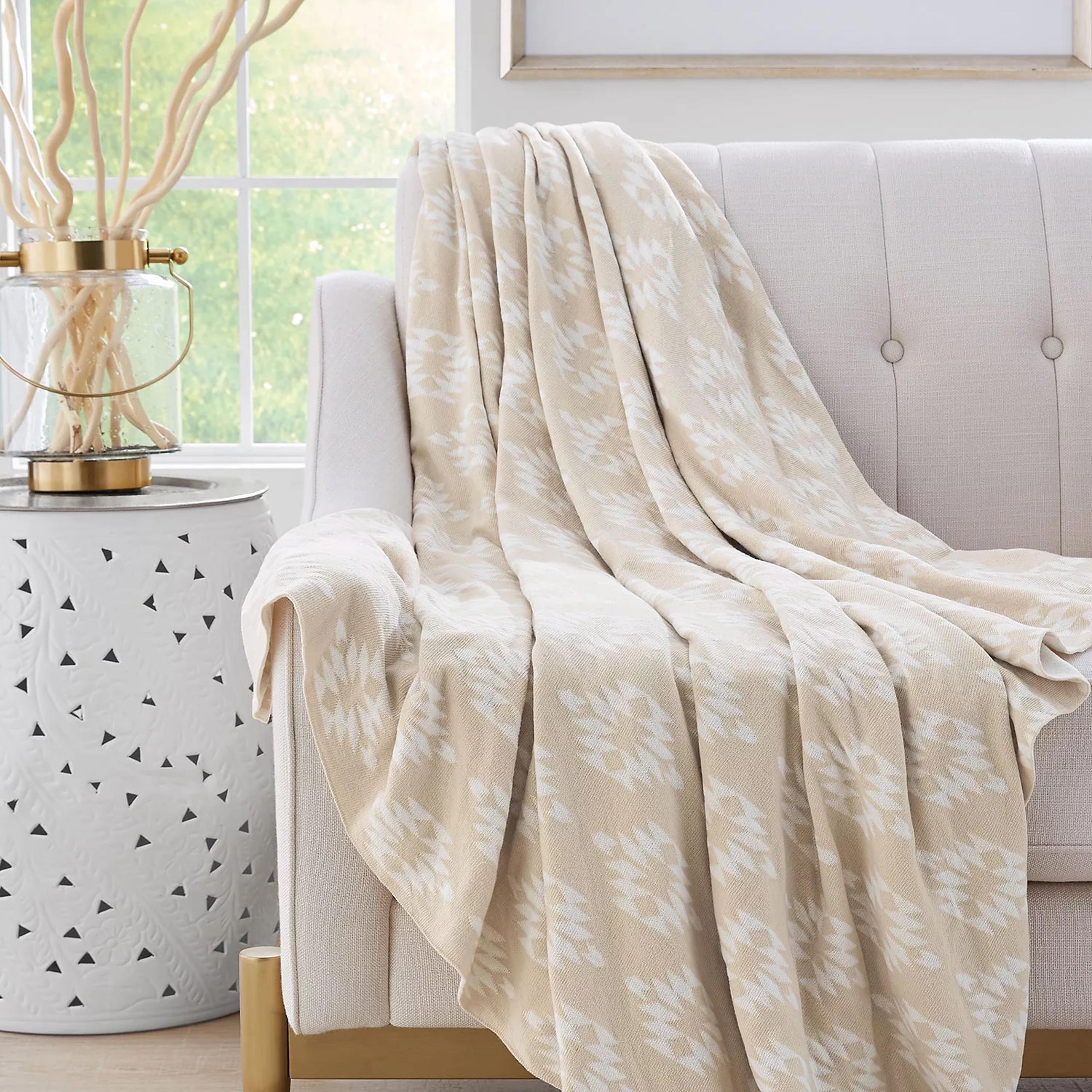 NWT Member's Mark Recycled Knit Throw, 60" x 70"