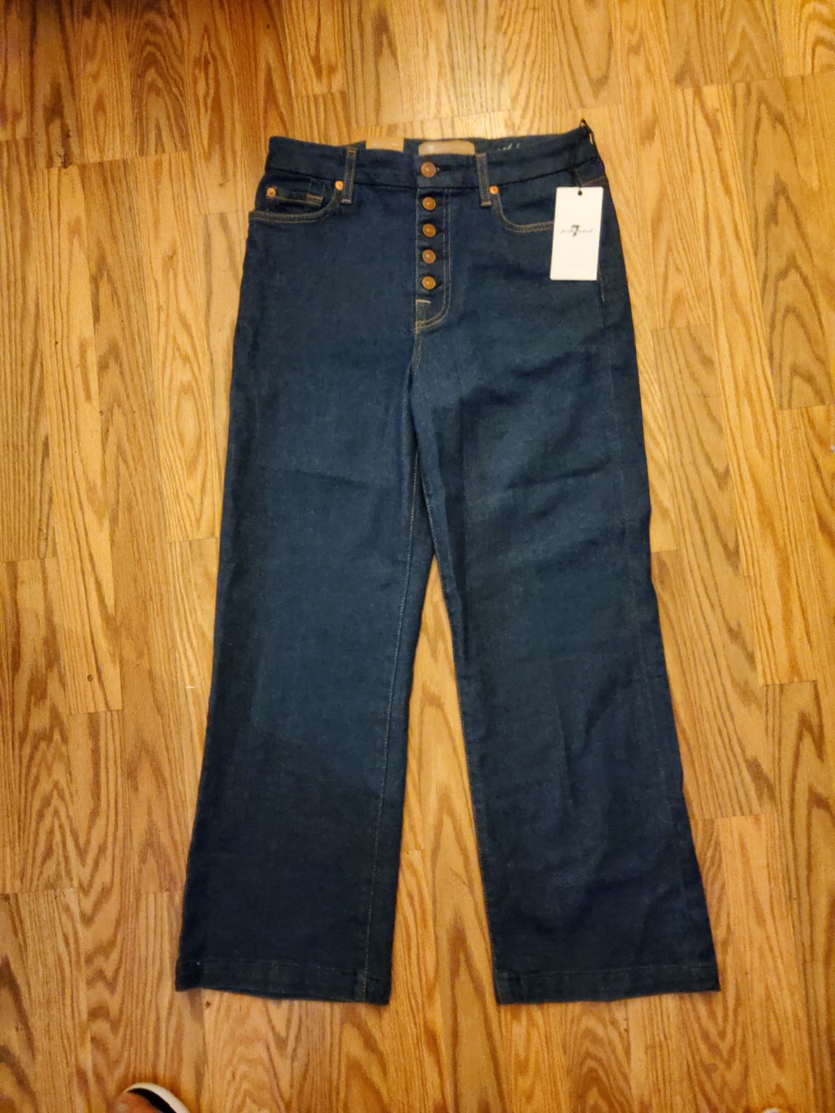 NWT 7 For All Mankind Cropped Alexa 29