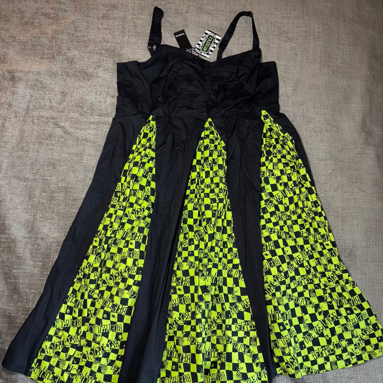 Beetlejuice Black Neon Green Torrid Dress Size 3 New With Tags Fit Flare Midi